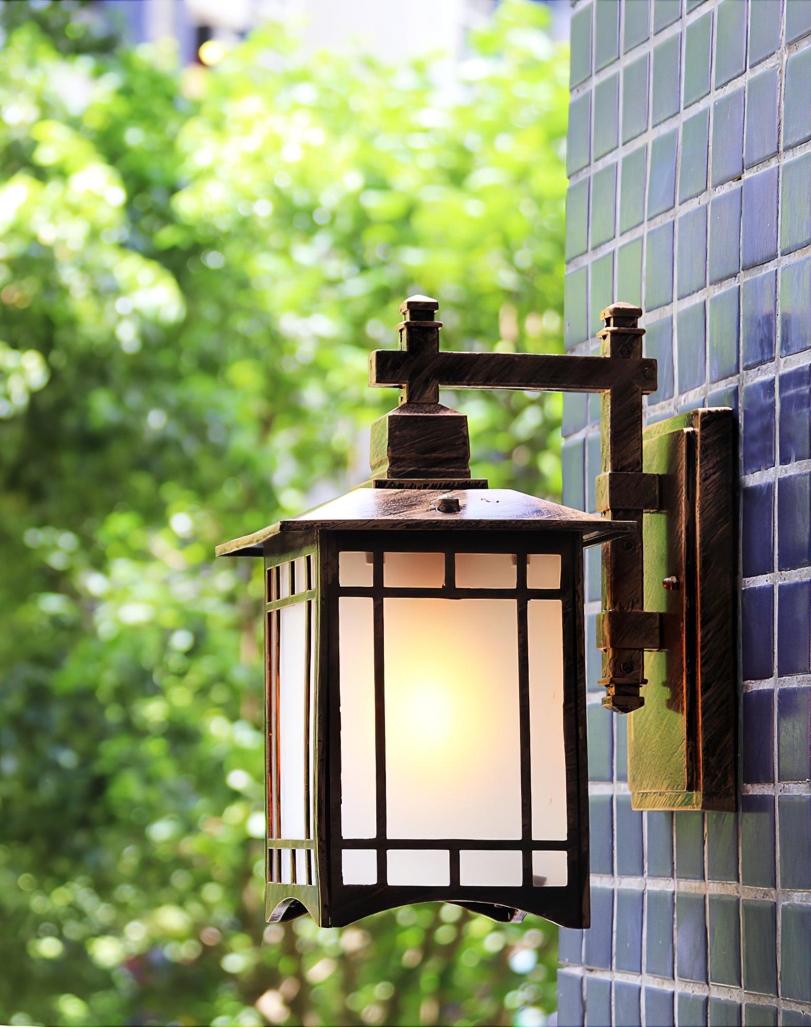 Lioruelle Elegance House Glass Outdoor Wall Light