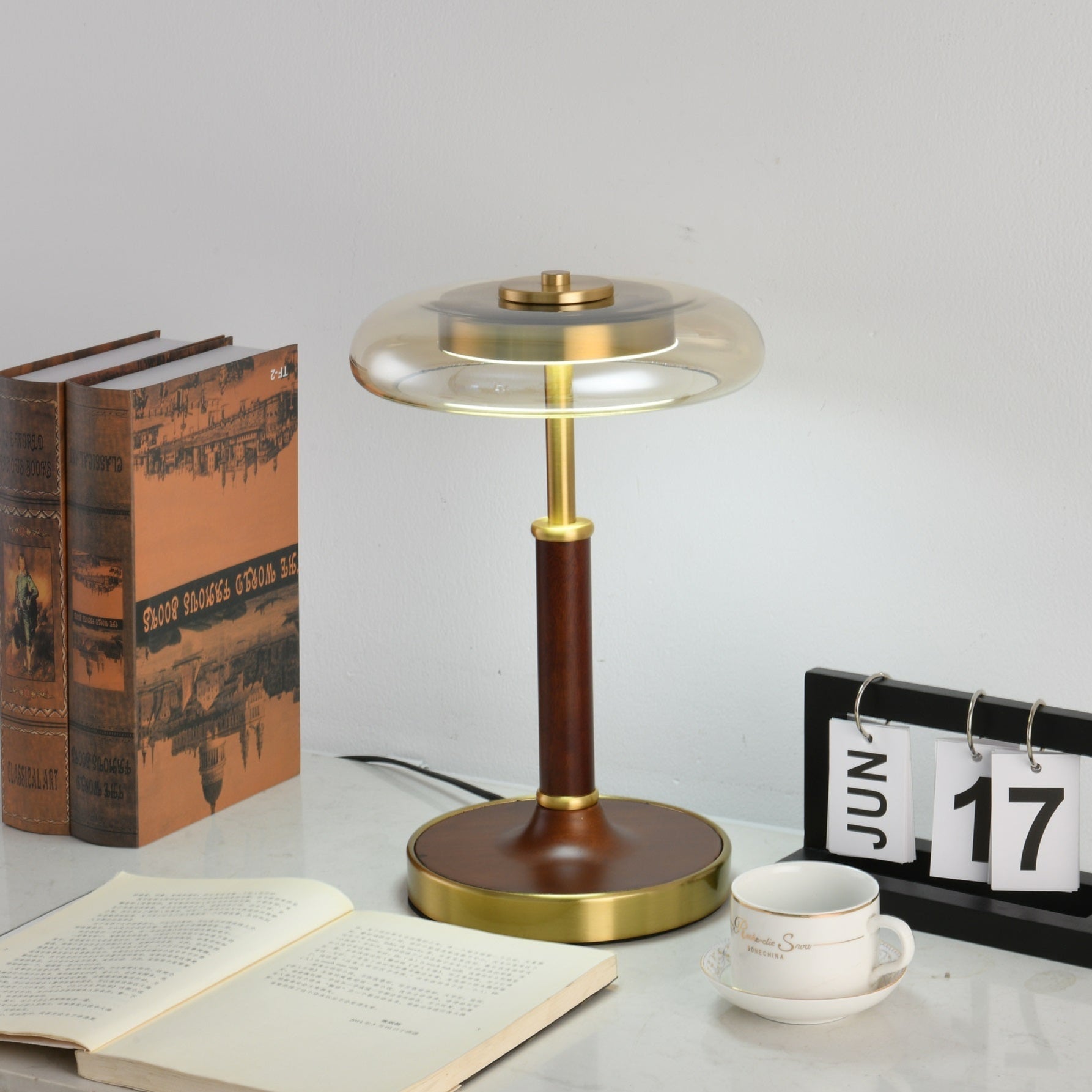 Layla Vintage Glass Table Lamp