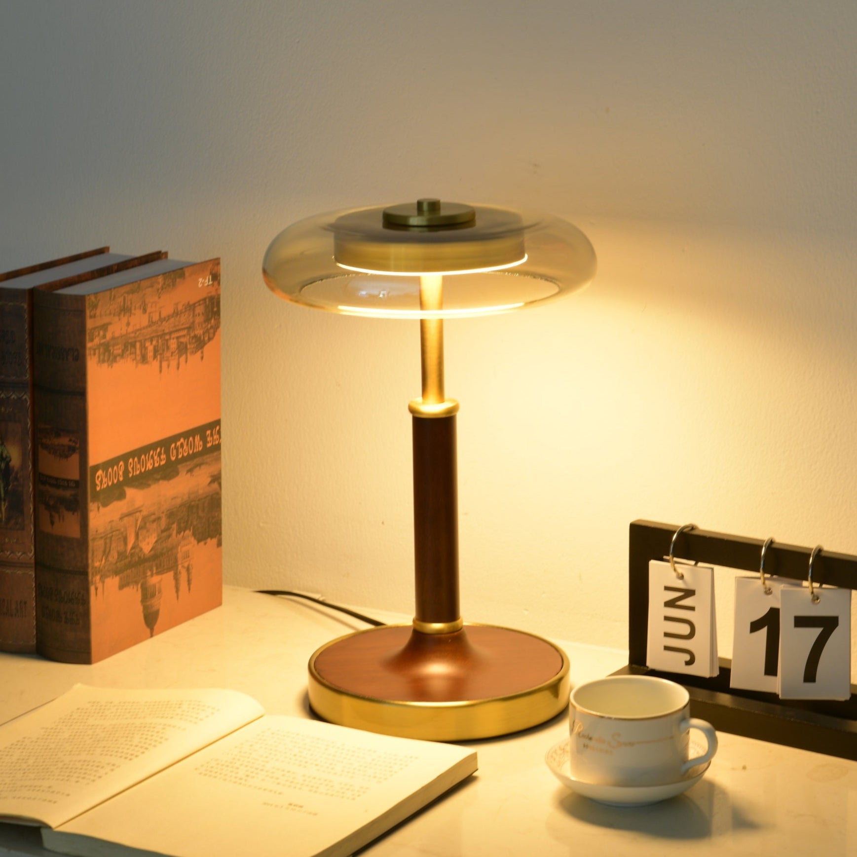 Layla Vintage Glass Table Lamp