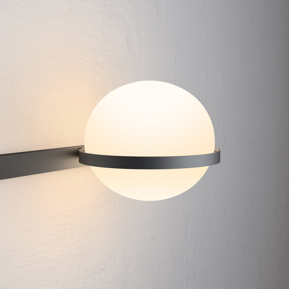 Suren Indoor Outdoor Wall Light