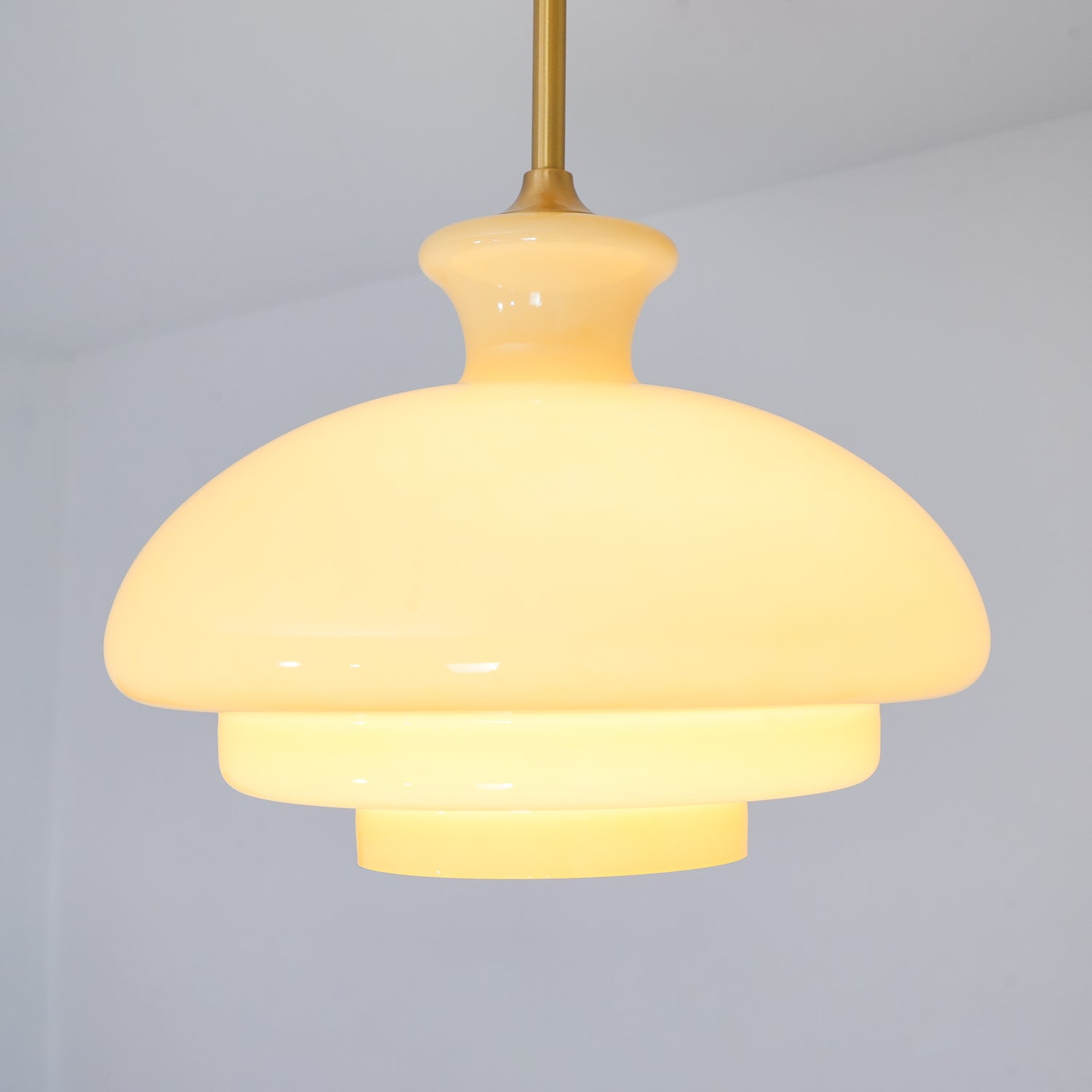 Sunbeam Modern Glass Pendant Lamp