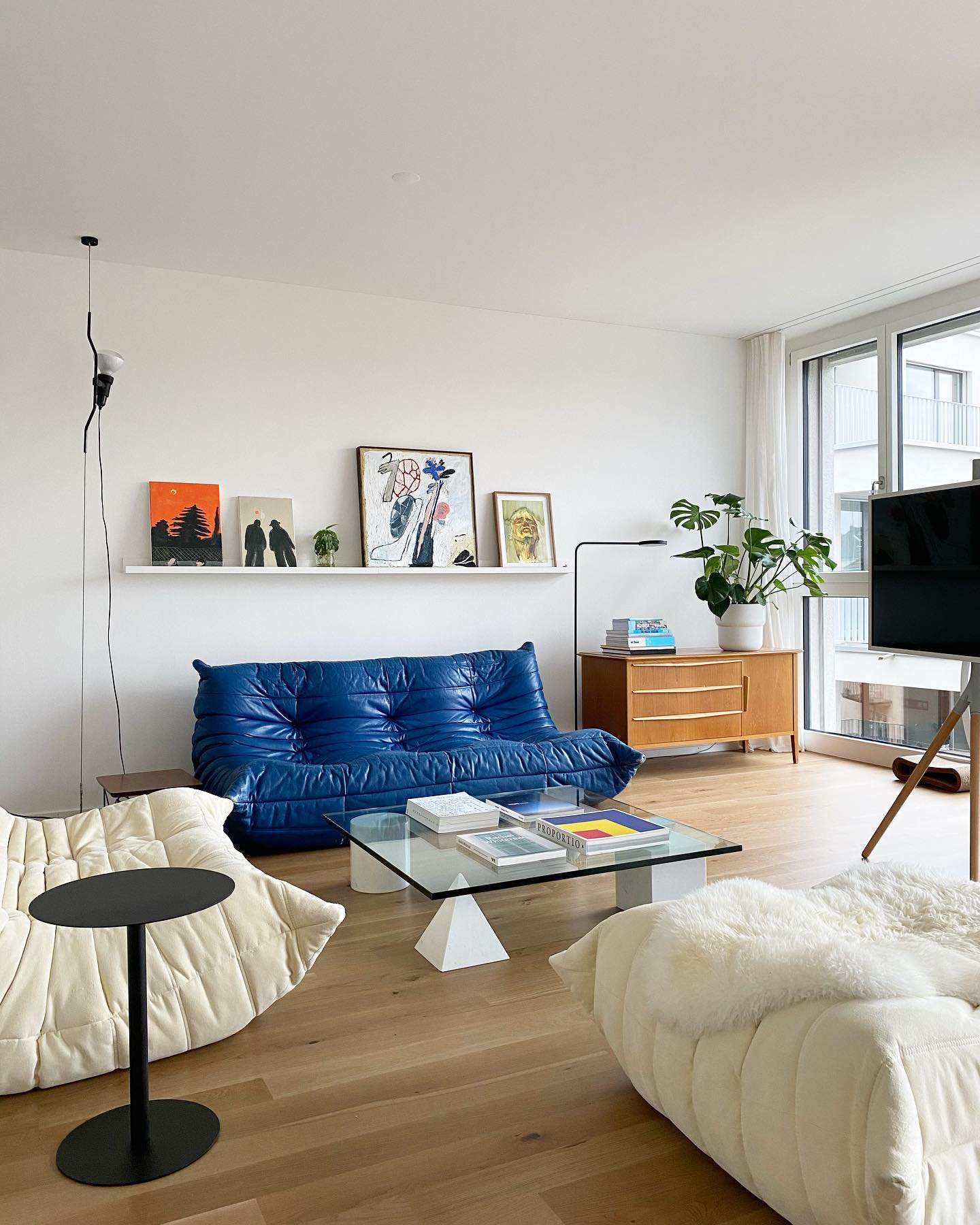 Ilthair Modern Minimalist Pendant Light - Neutral Decor
