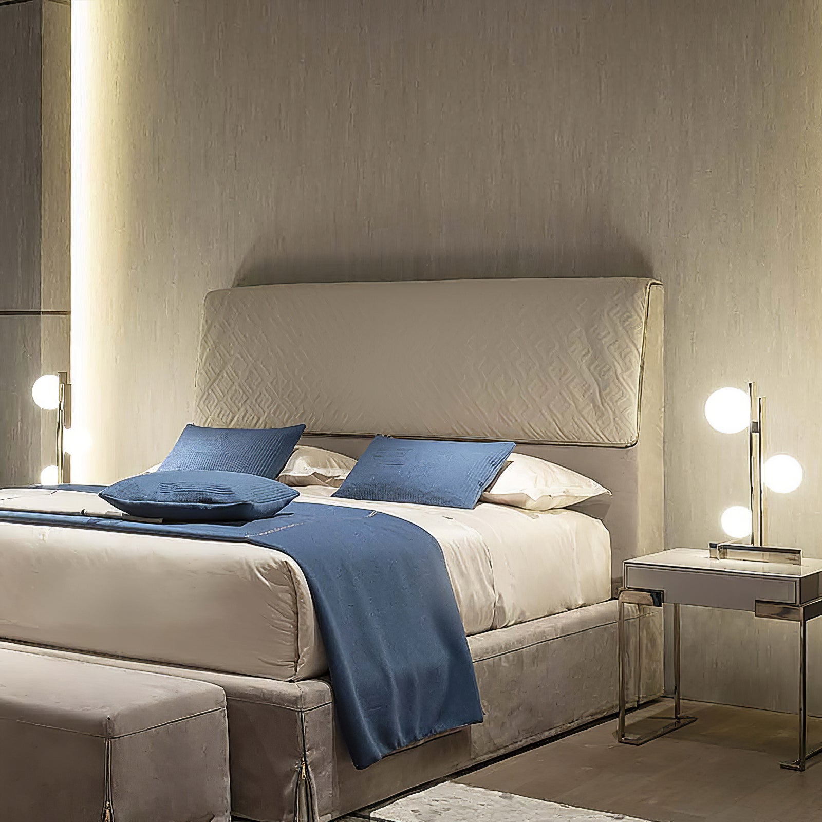 Luma Contemporary Glass Table Lamp