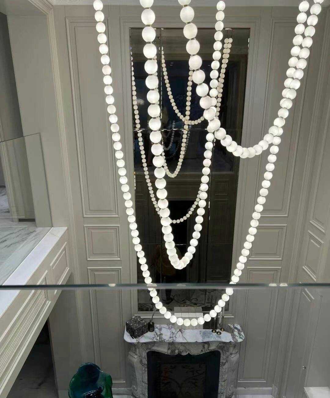 Zalvarin Brass Sputnik Chandelier - Neutral Decor