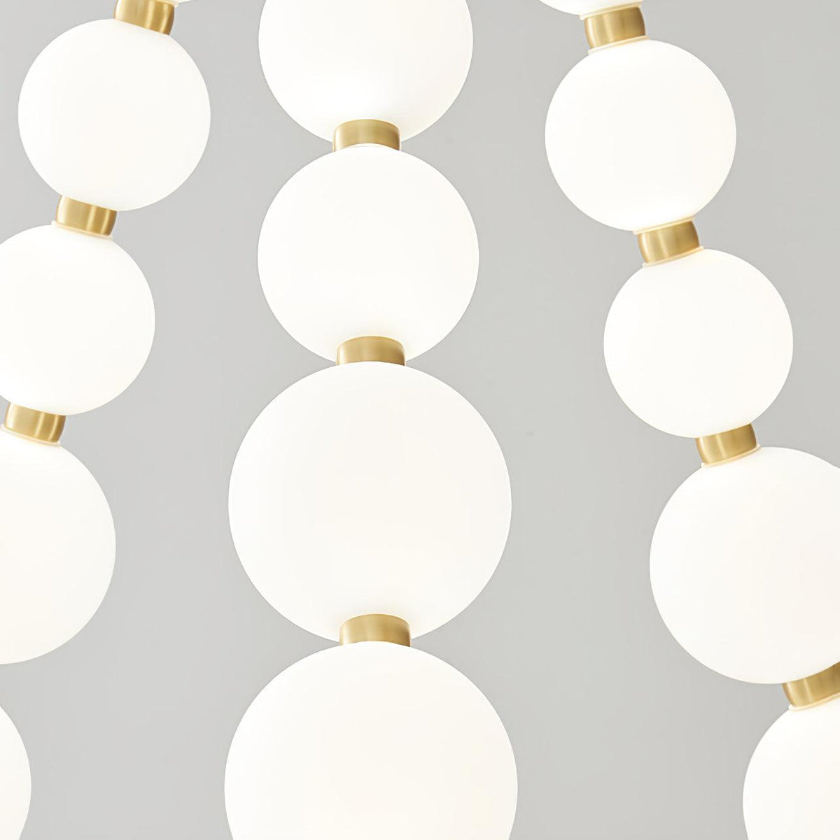 Eamo Modernl Chandelier