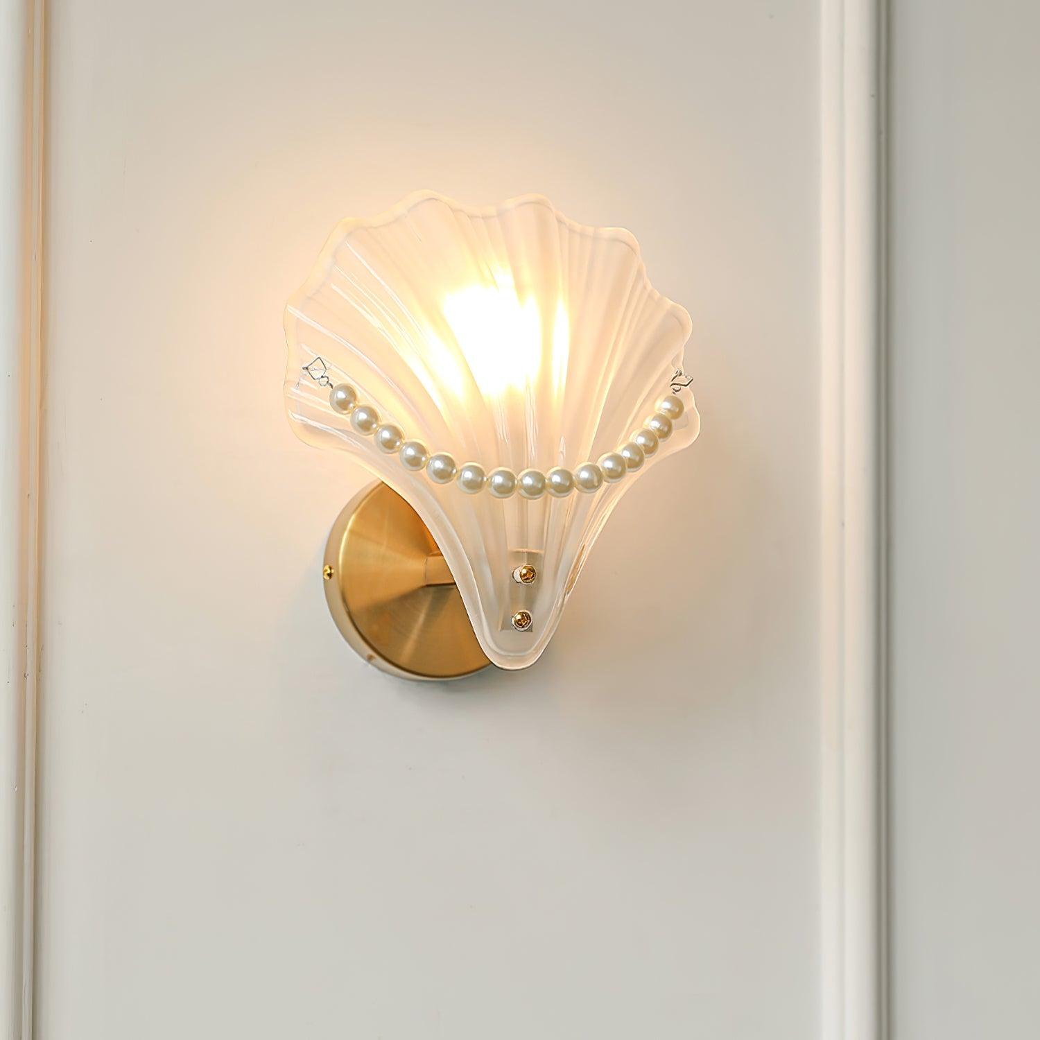 Pearl Wall Lamp Shell Elegant - Neutral Decor