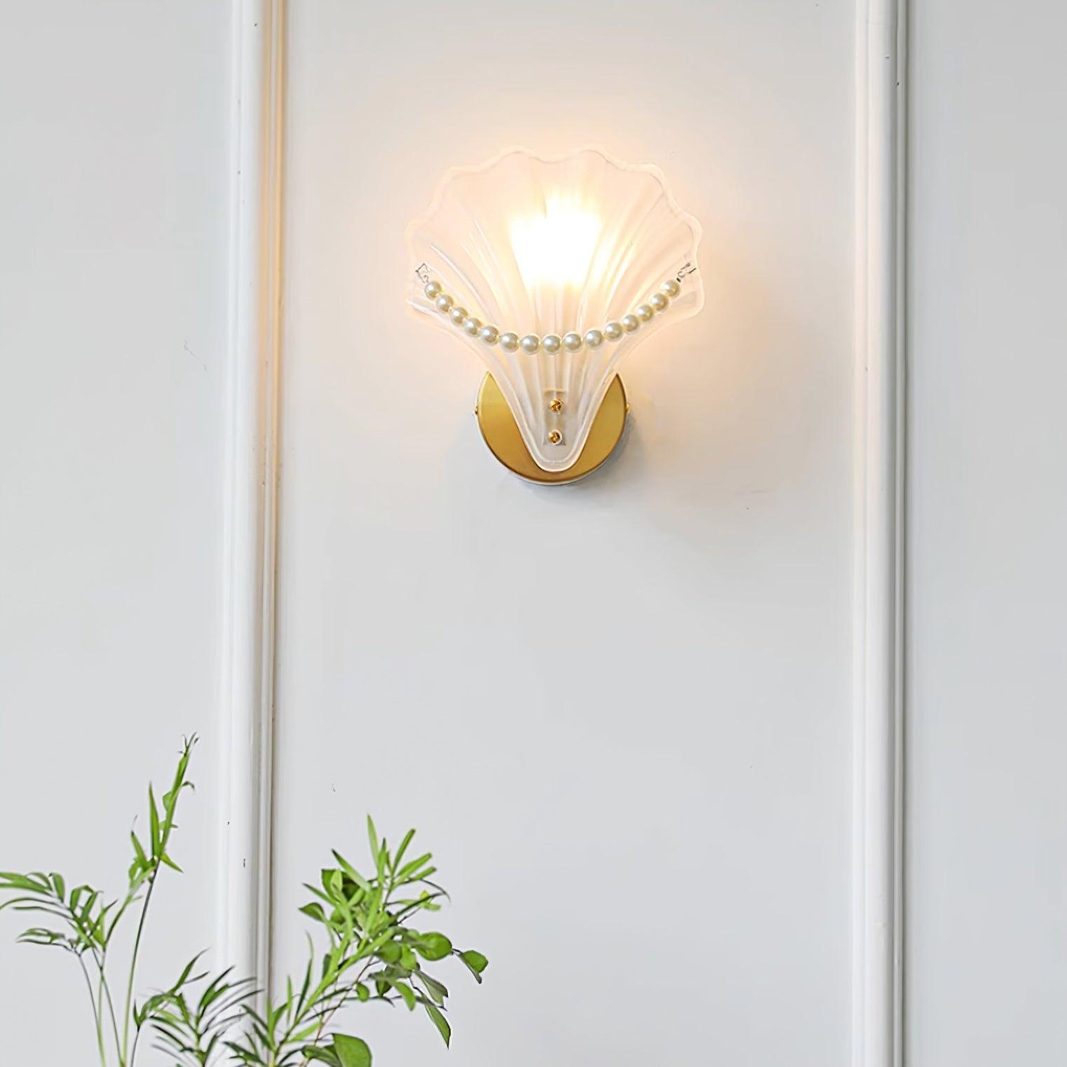 Pearl Wall Lamp Shell Elegant - Neutral Decor
