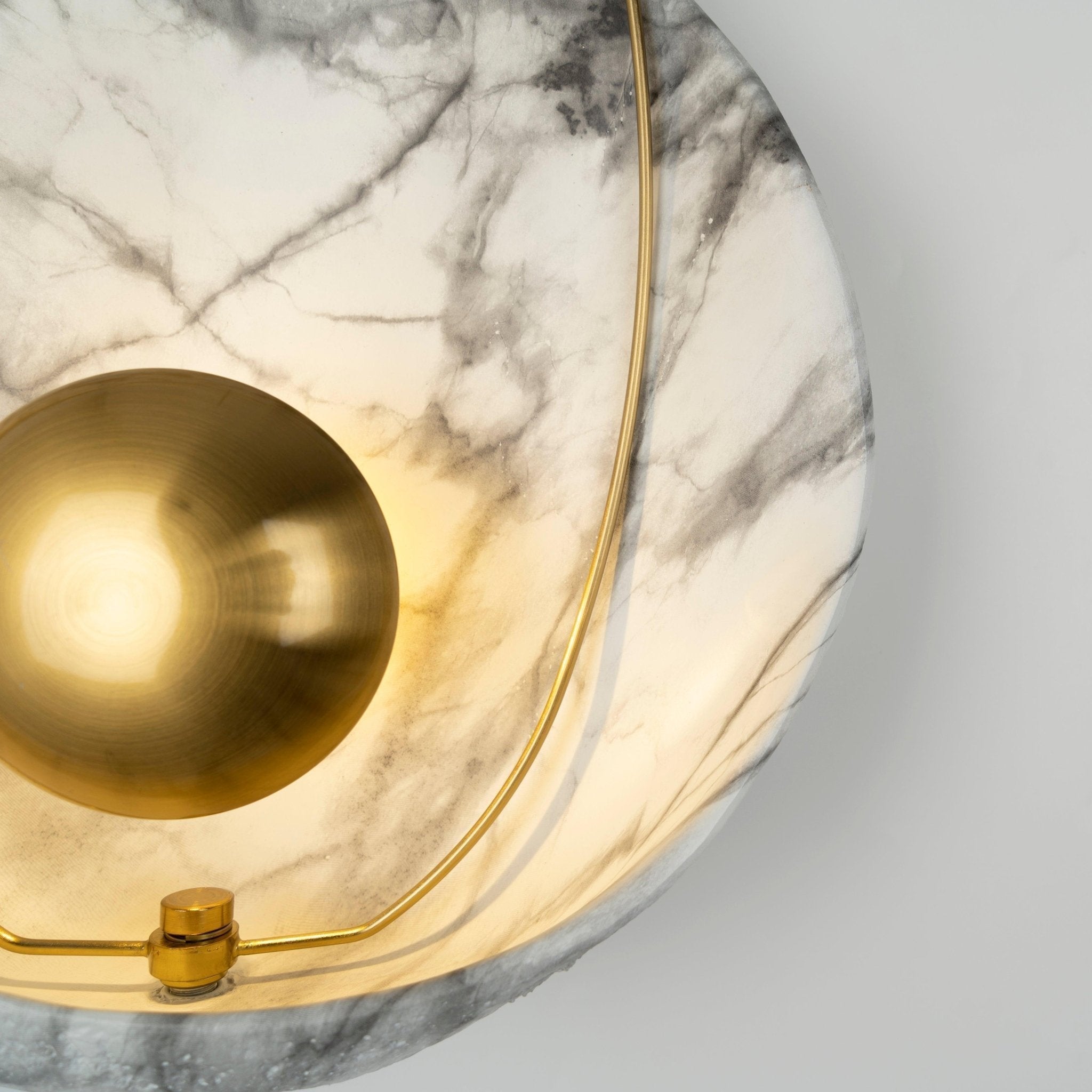 Vethaora Premium Nordic Art Pearl Resin Wall Lamp