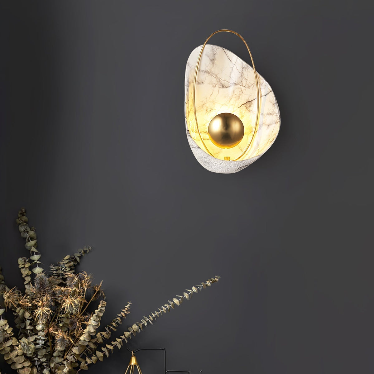 Vethaora Premium Nordic Art Pearl Resin Wall Lamp