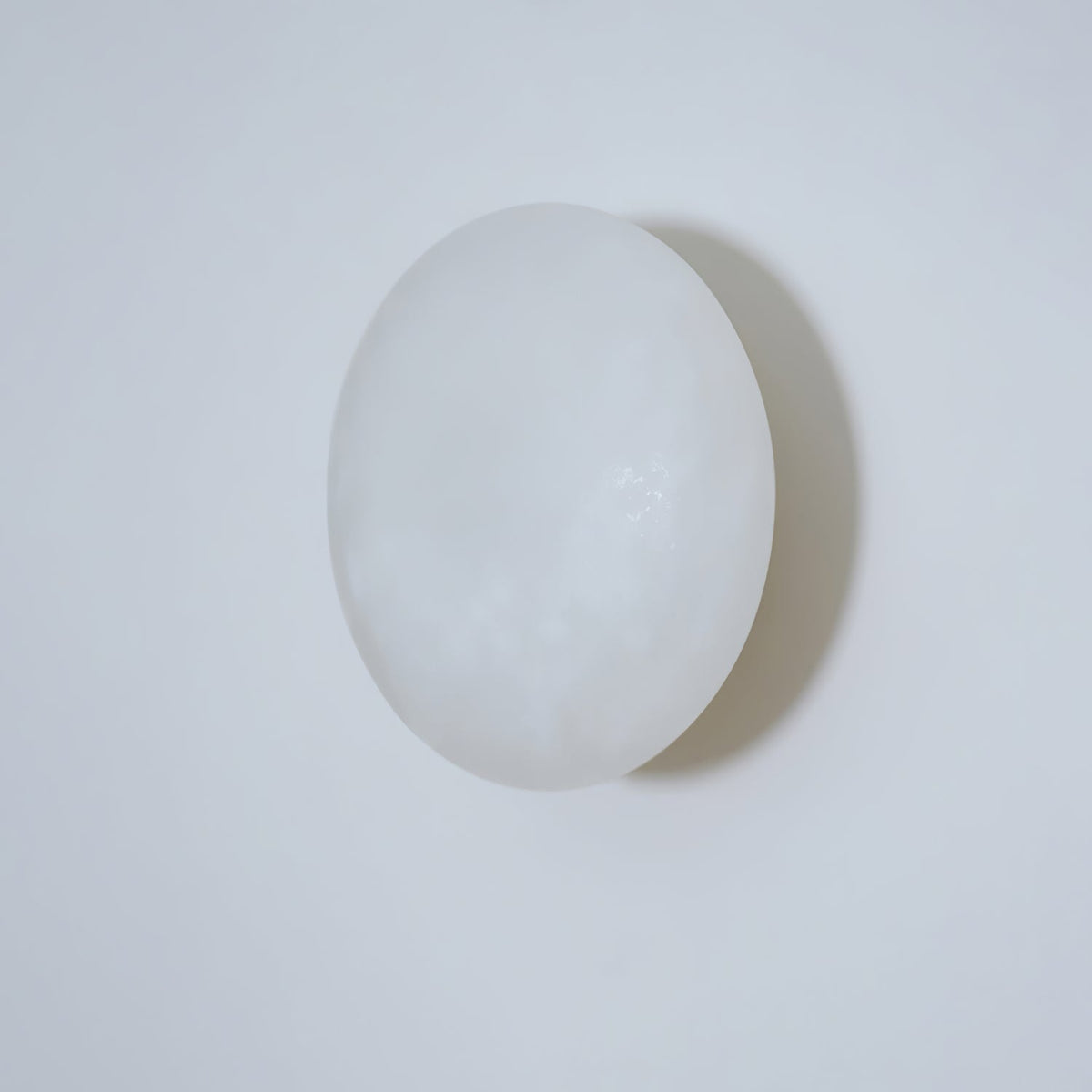 Eurthais Minimalist Alabaster Wall Light