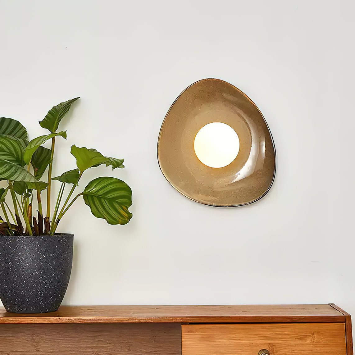 Ertalila Elegance Pebble Disc Ceramics Wall Light
