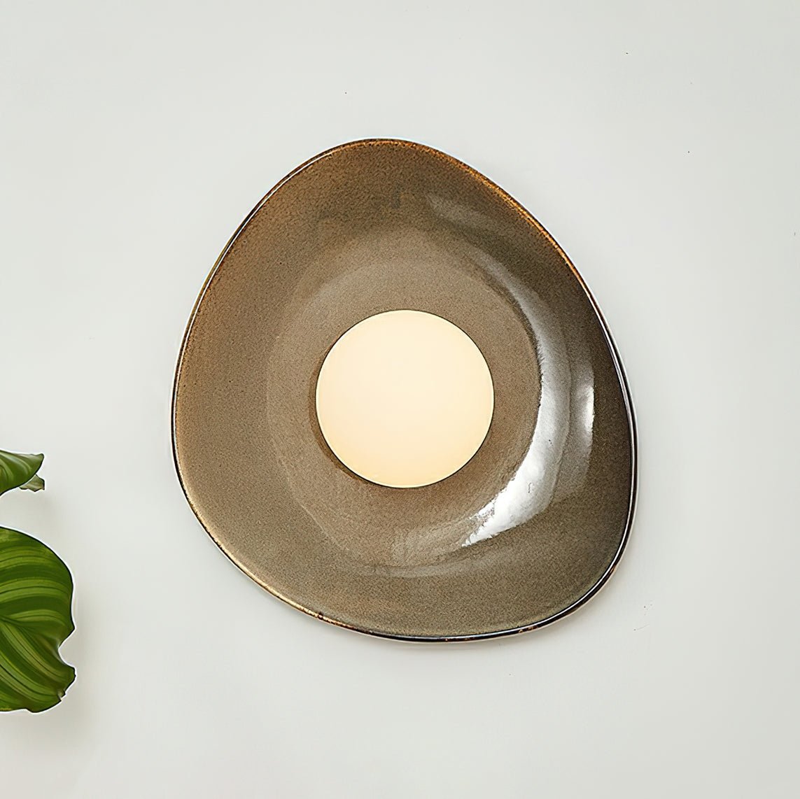 Ertalila Elegance Pebble Disc Ceramics Wall Light