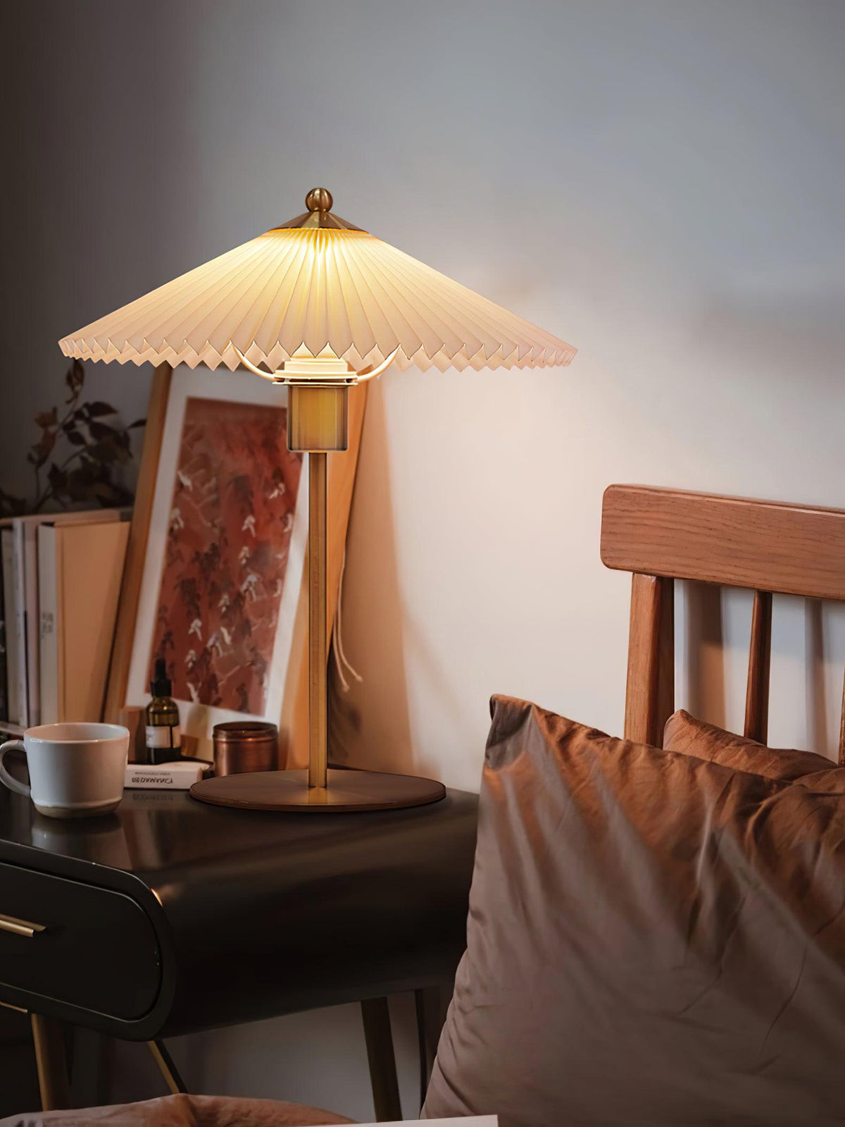 Camirir Pleated Umbrella Table Lamp