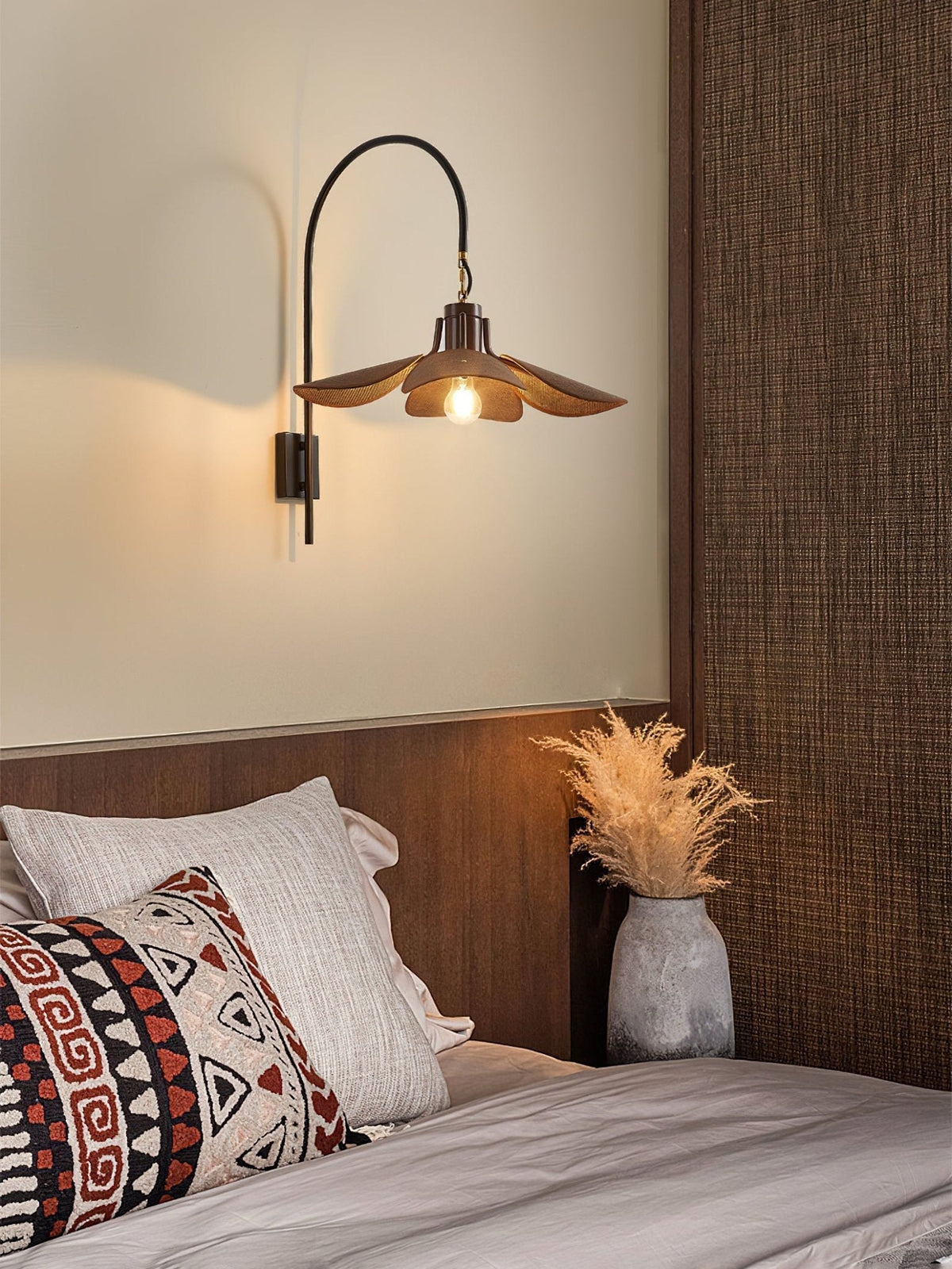 Visilis Premium Nordic Art Bloom Wall Lamp