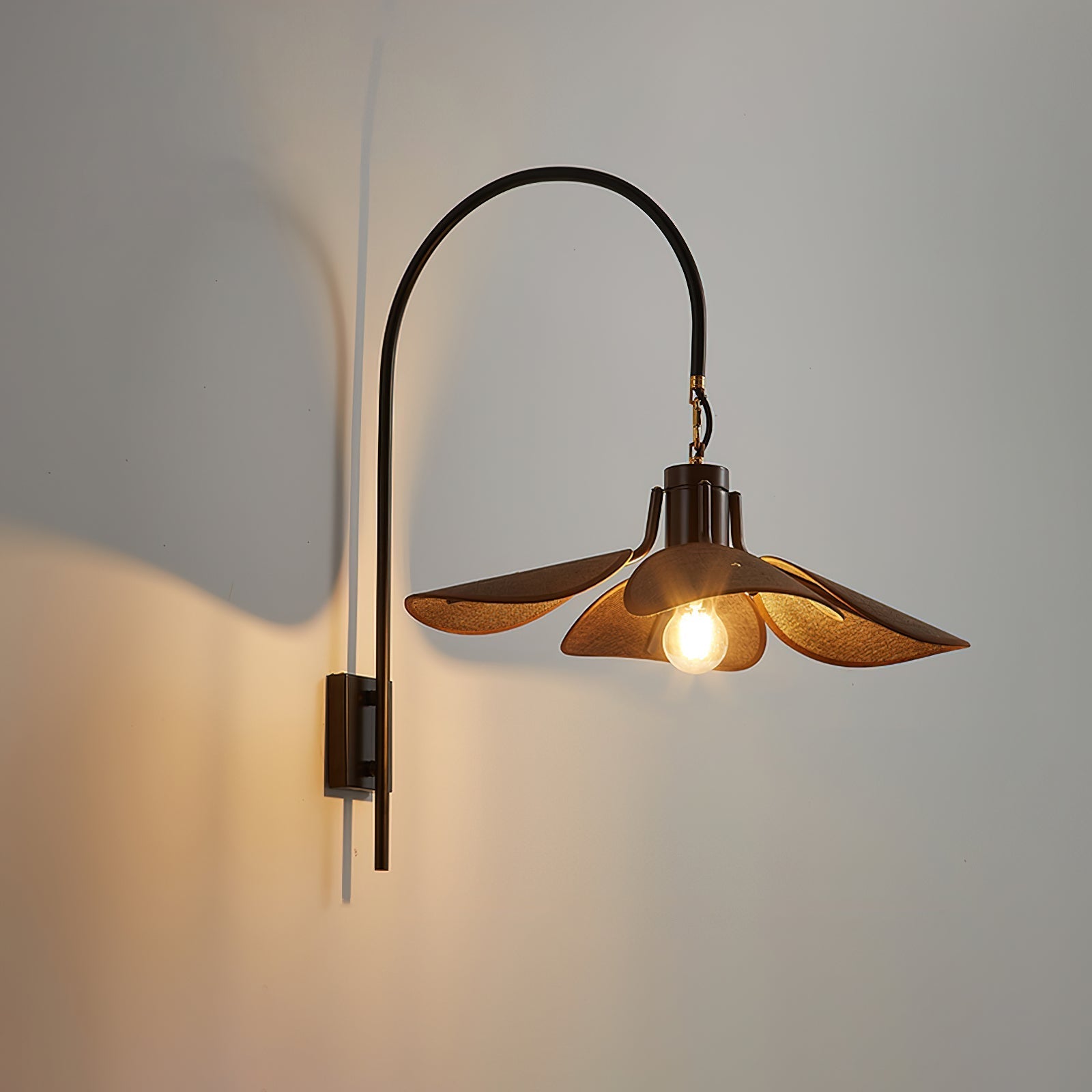 Visilis Premium Nordic Art Bloom Wall Lamp