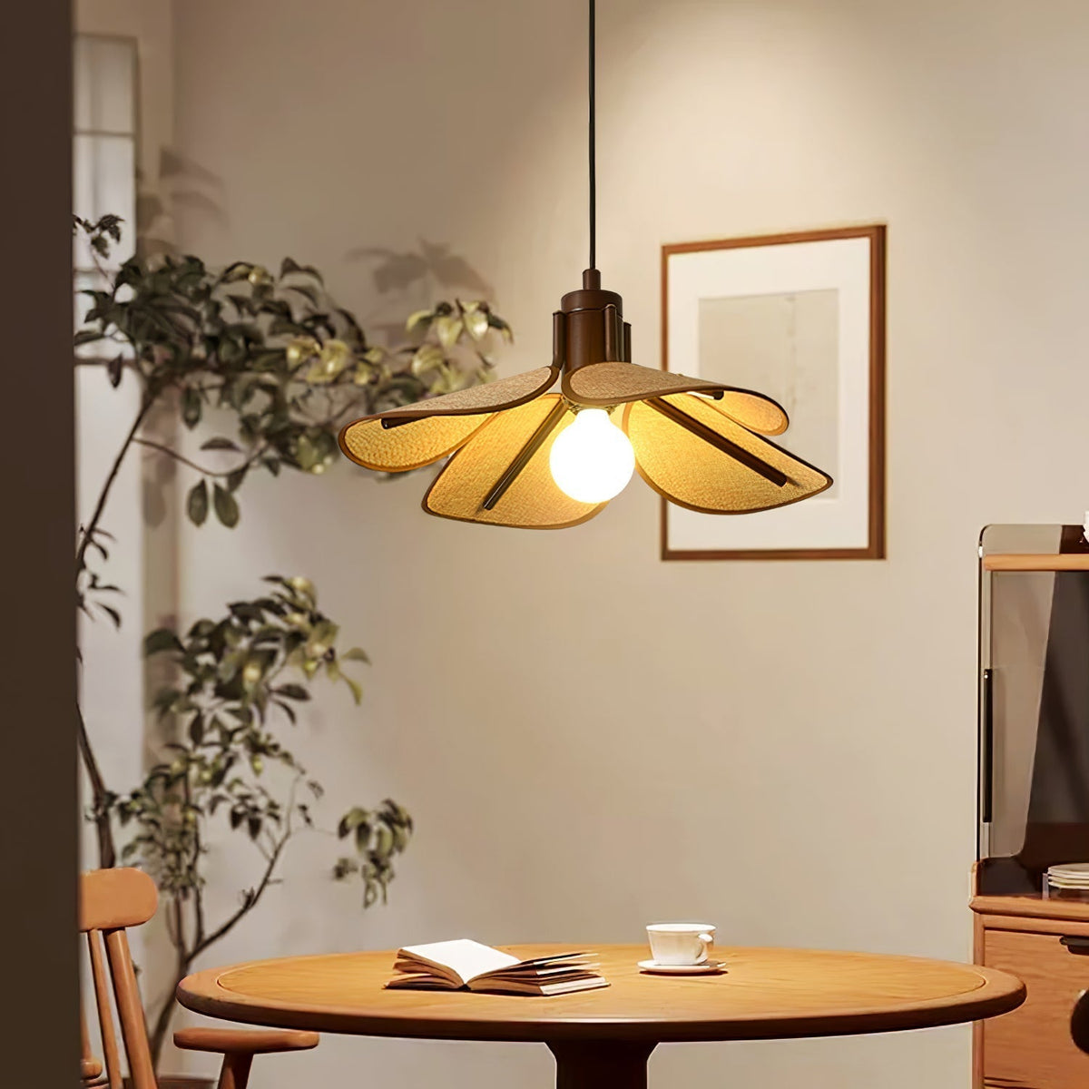 Utalion Traditional Petal Bloom Wood Fabric Pendant Light