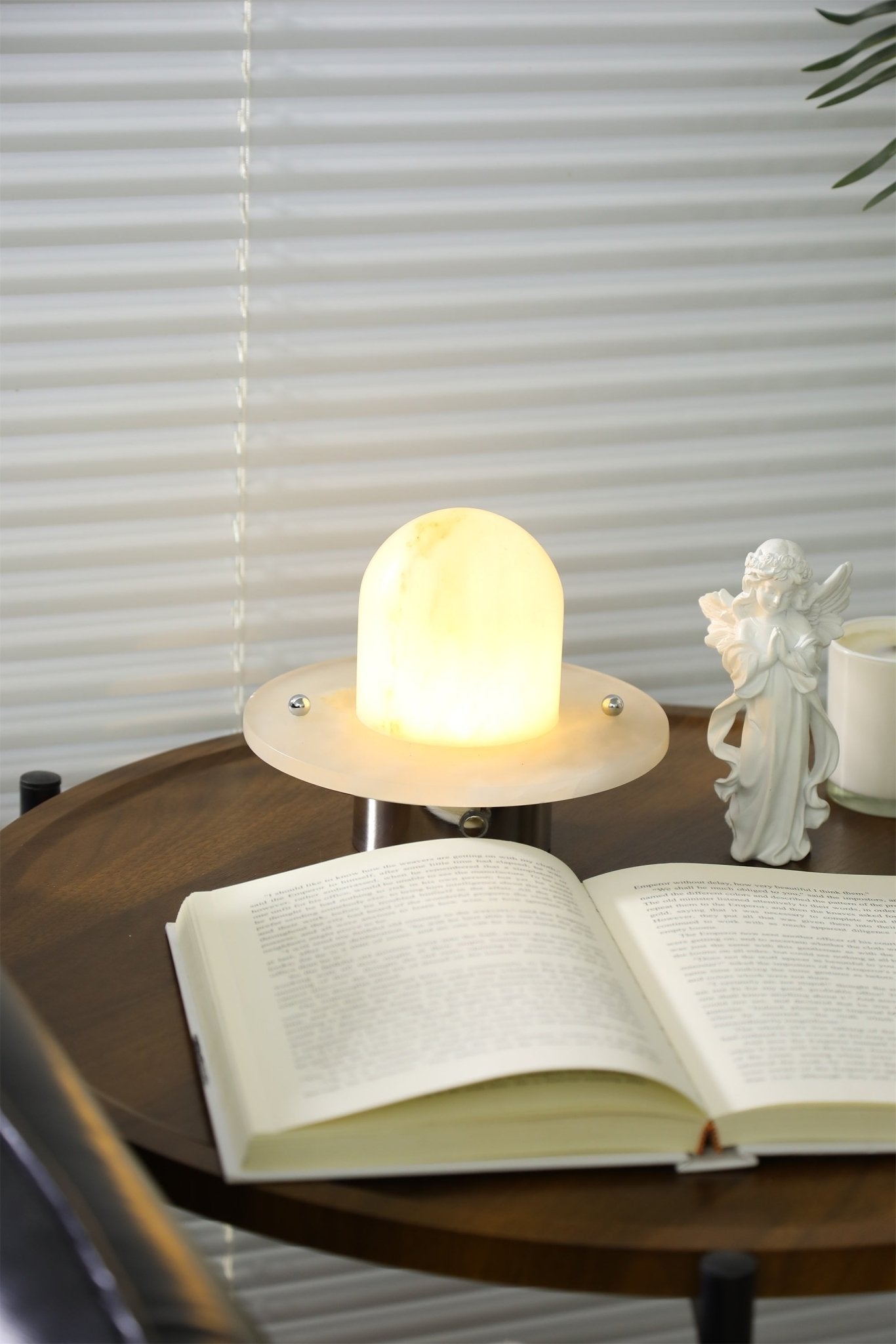 Dyxlen Table Lamp