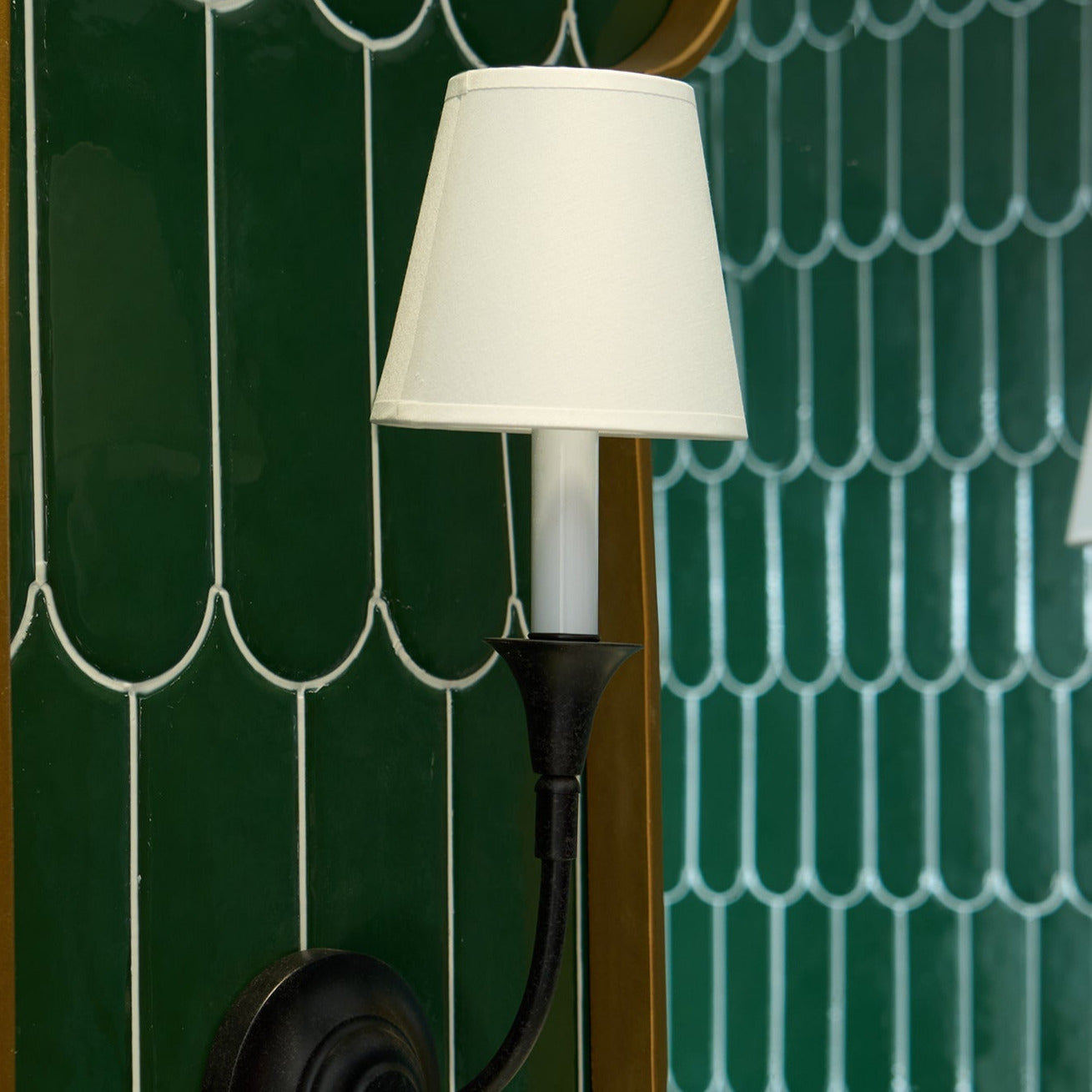 Silva Vintage Wall Lamp Fabric Black/White/Brass Arm