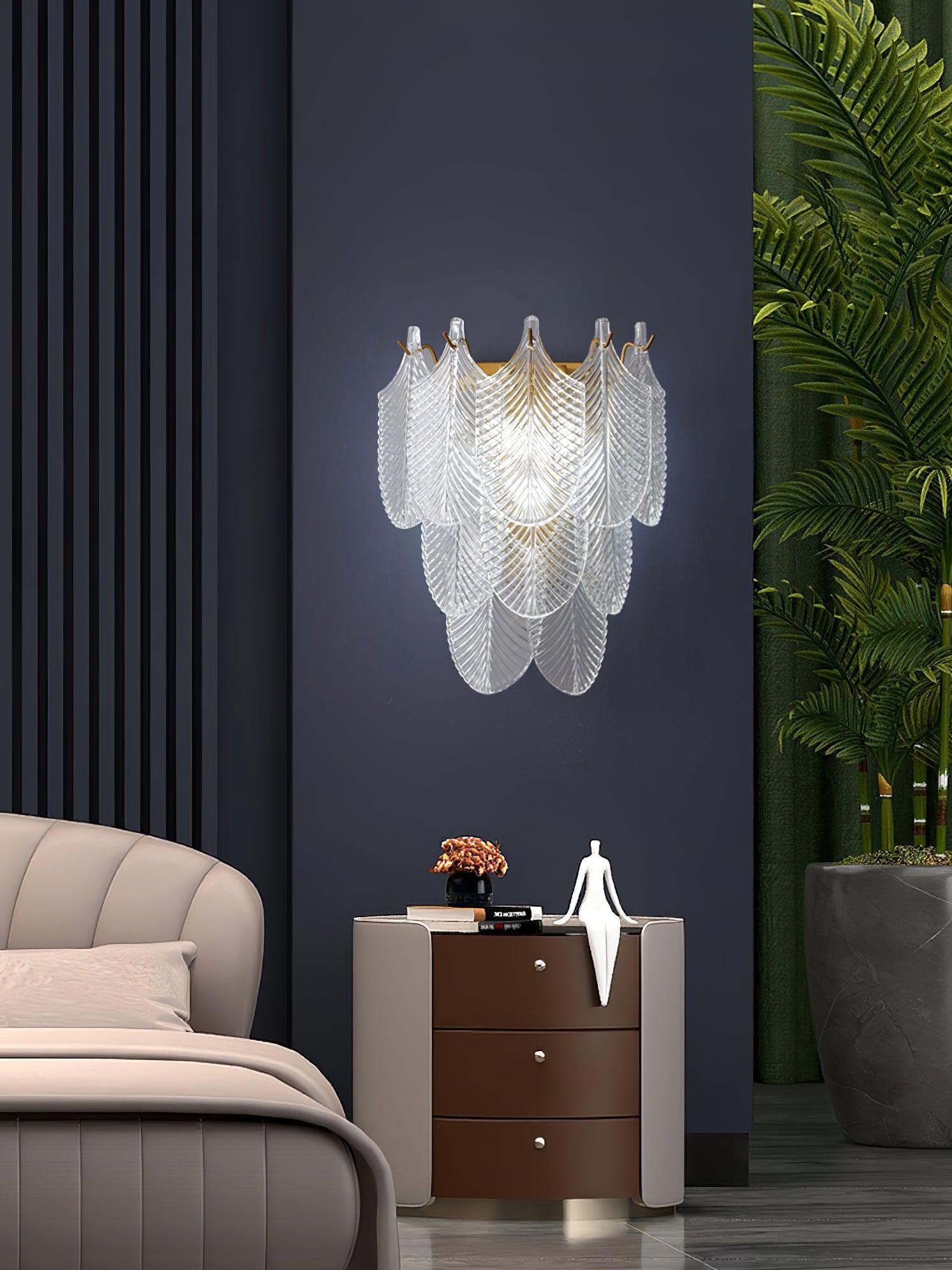 Eveno Metal Glass Leaf-inspired Wall Sconce