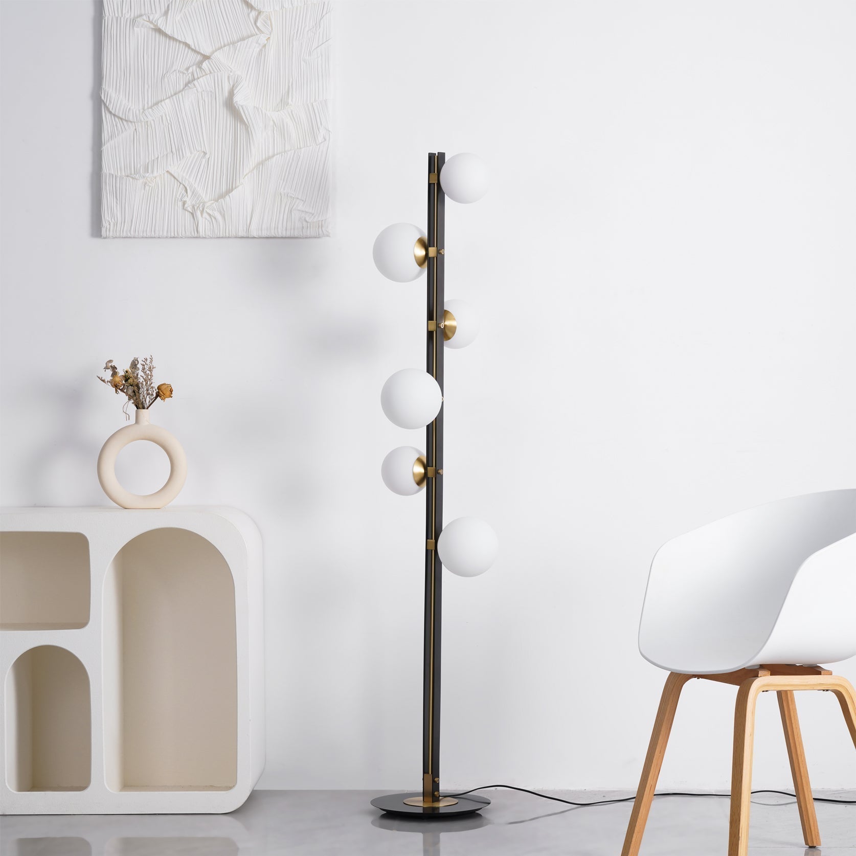 Eireneria Elegant Glass Floor Lamp