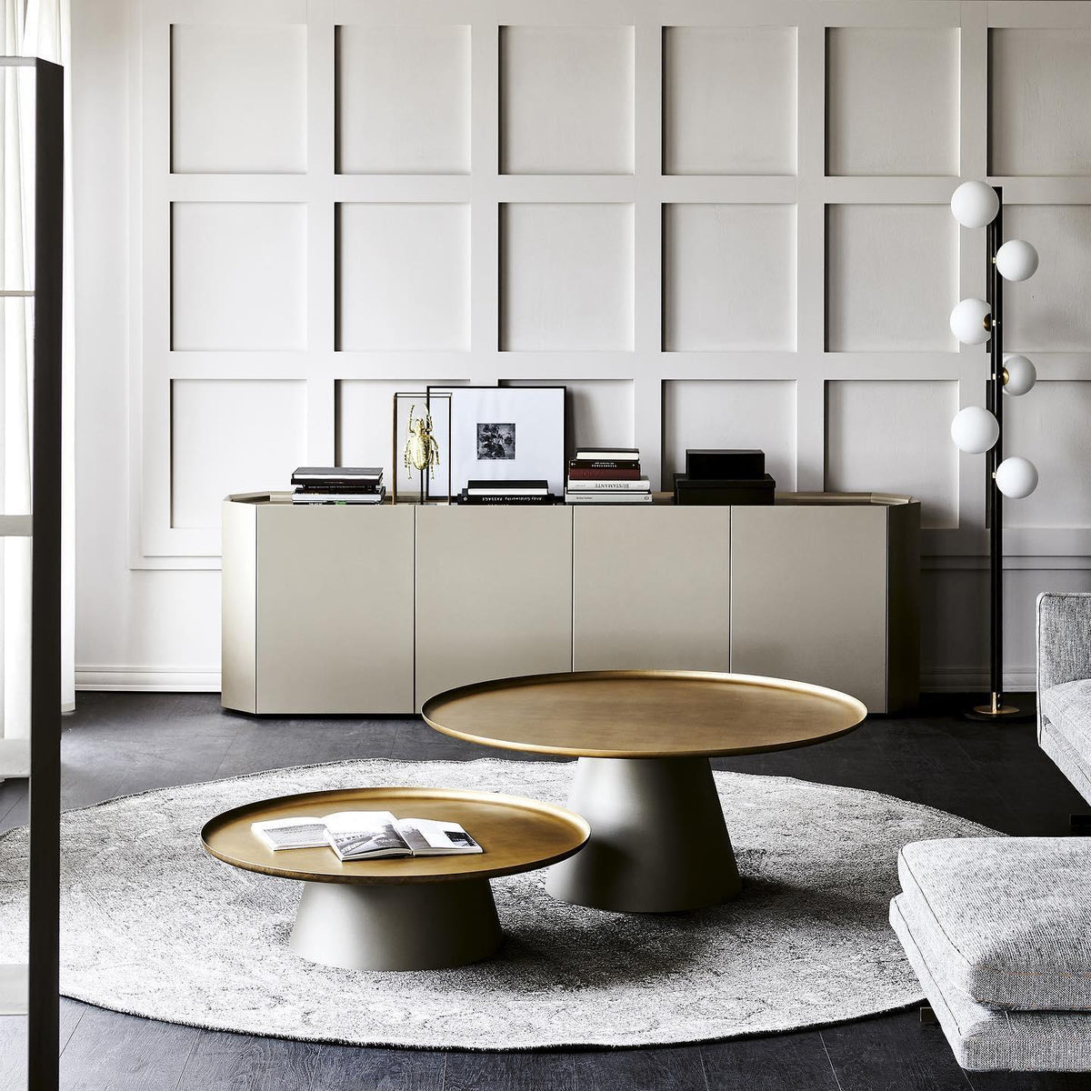 Eireneria Elegant Glass Floor Lamp