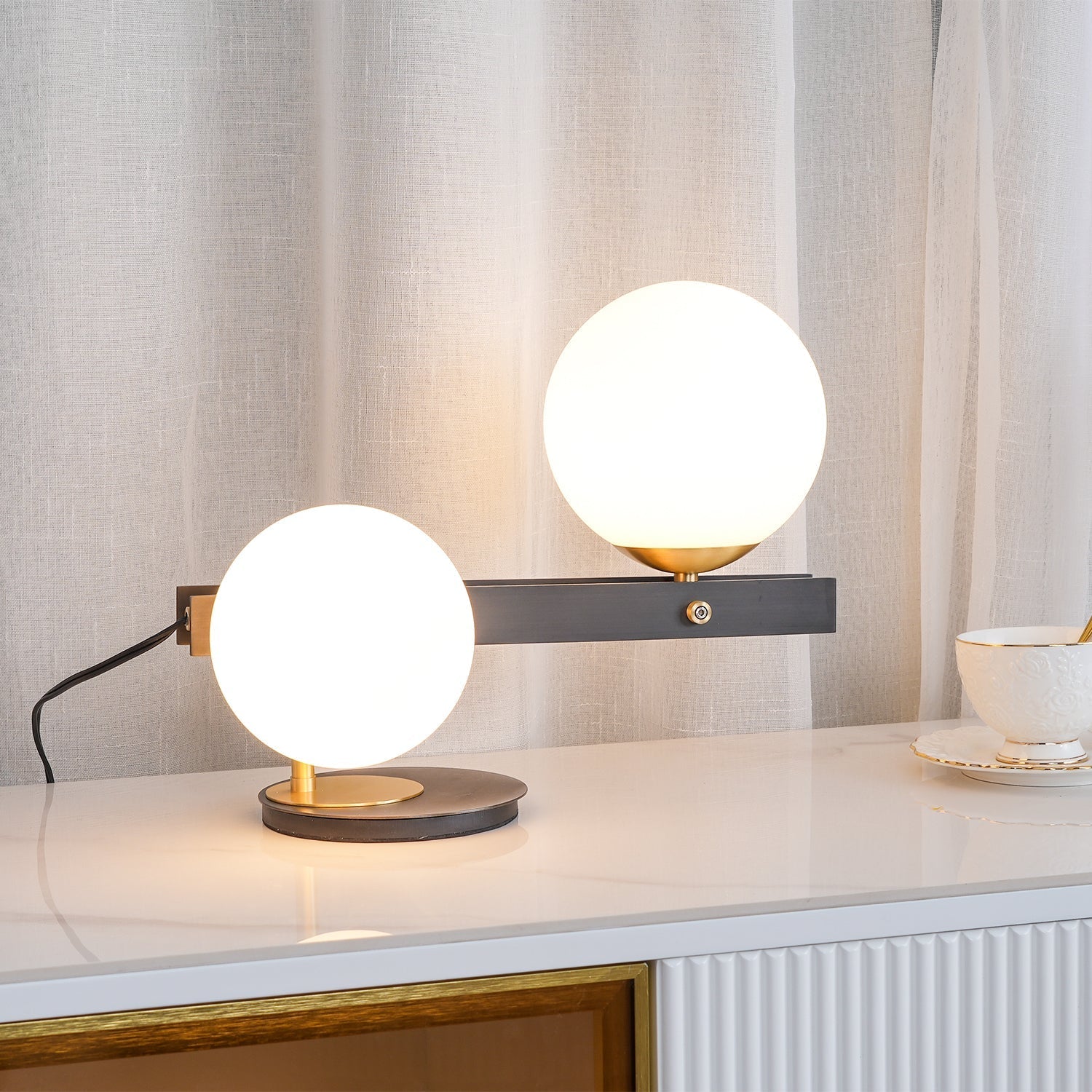 Veloella Contemporary Glass Table Lamp