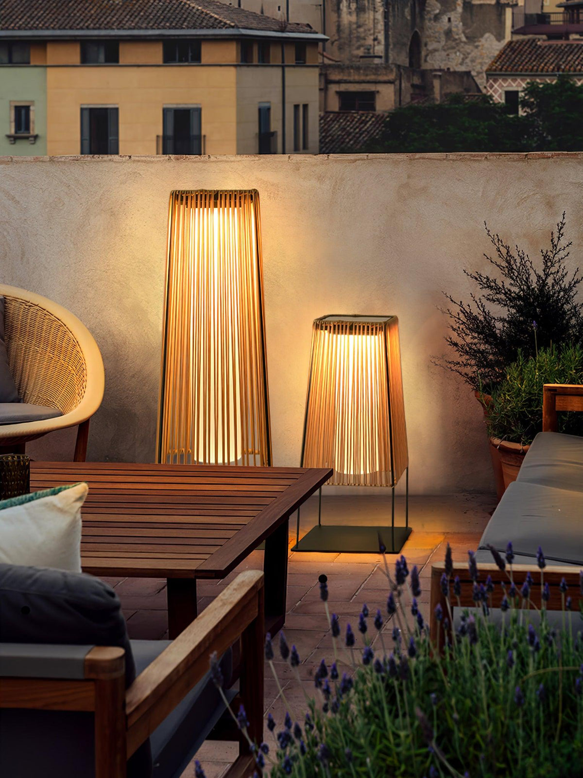 Aru Modern Outdoor Light