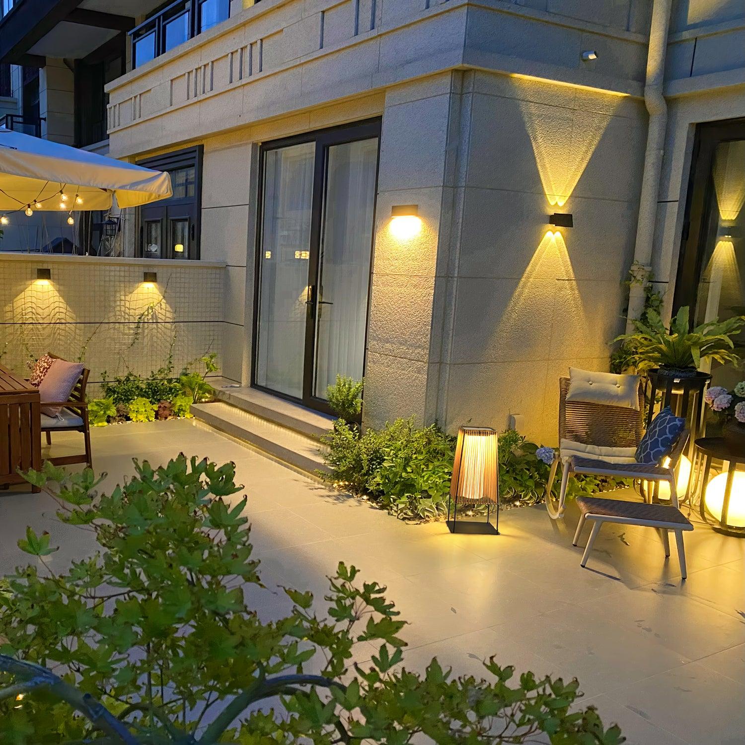 Aru Modern Outdoor Light