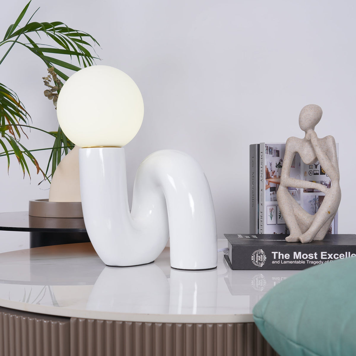 Soreeon Lamp Playful N Shape All White