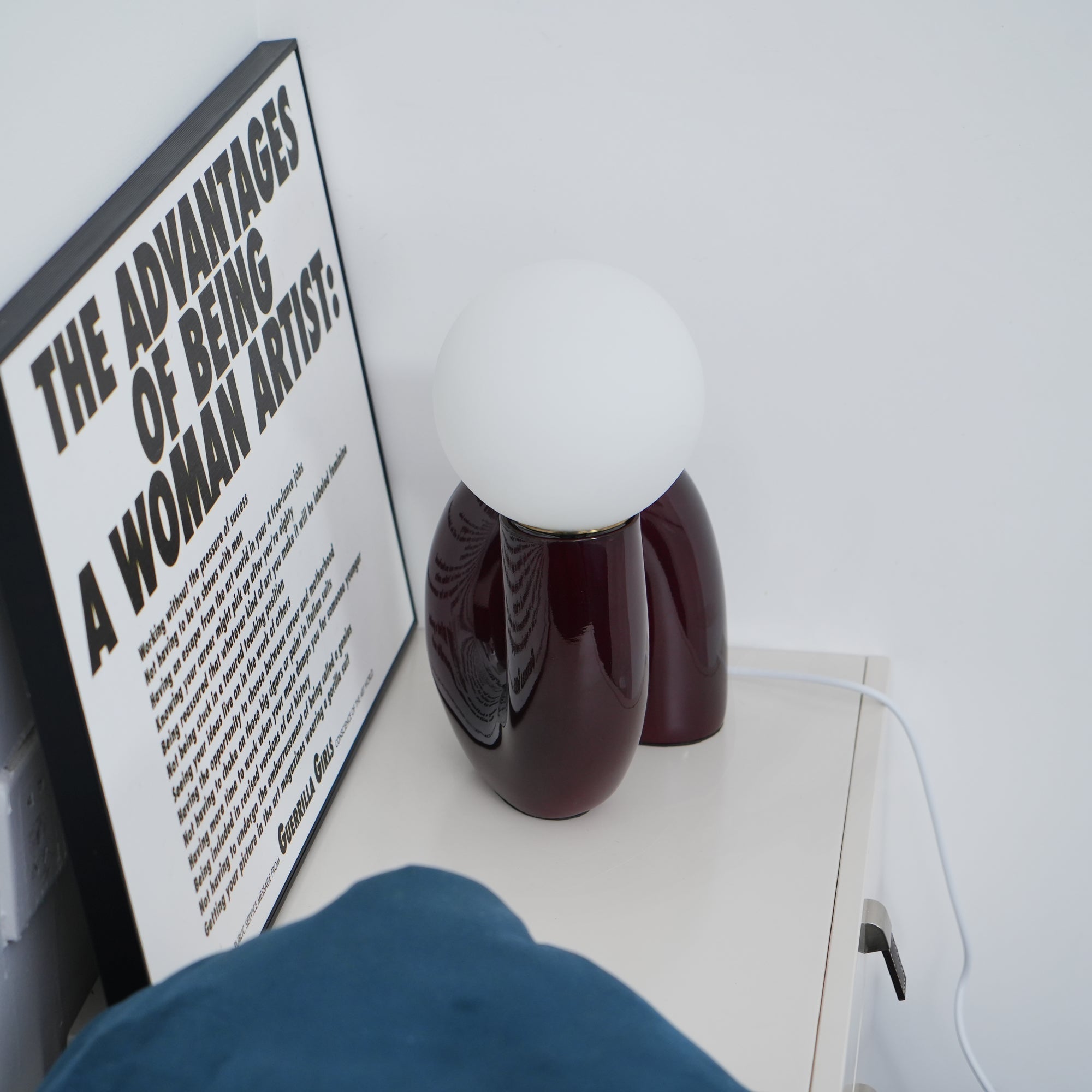 Soreeon Lamp Playful N Shape All White