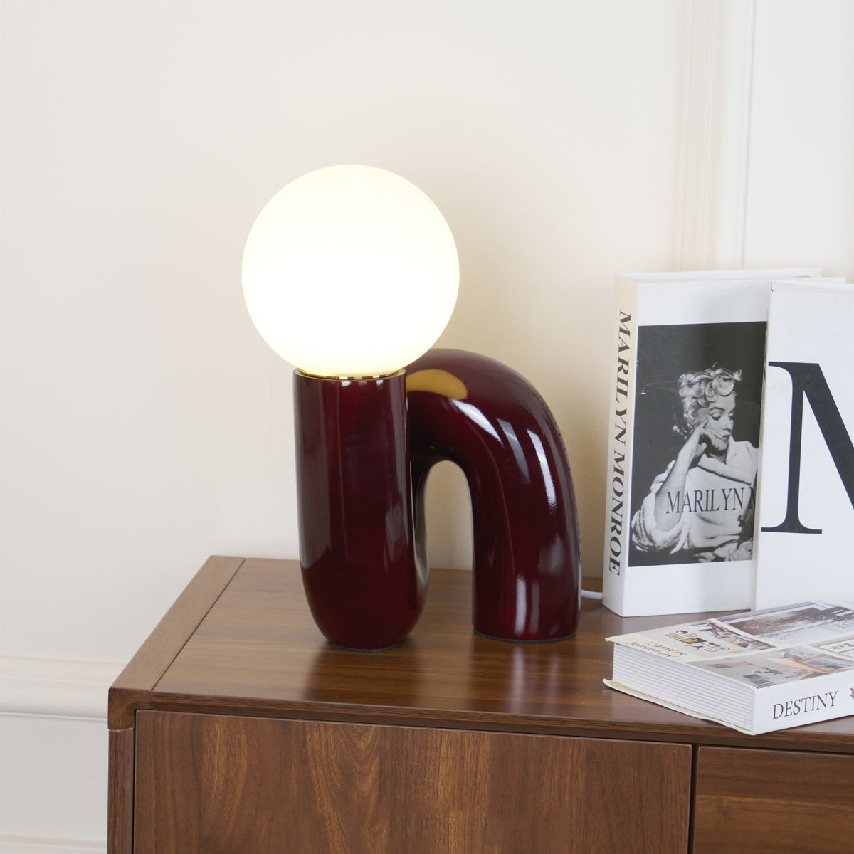 Soreeon Lamp Playful N Shape All White
