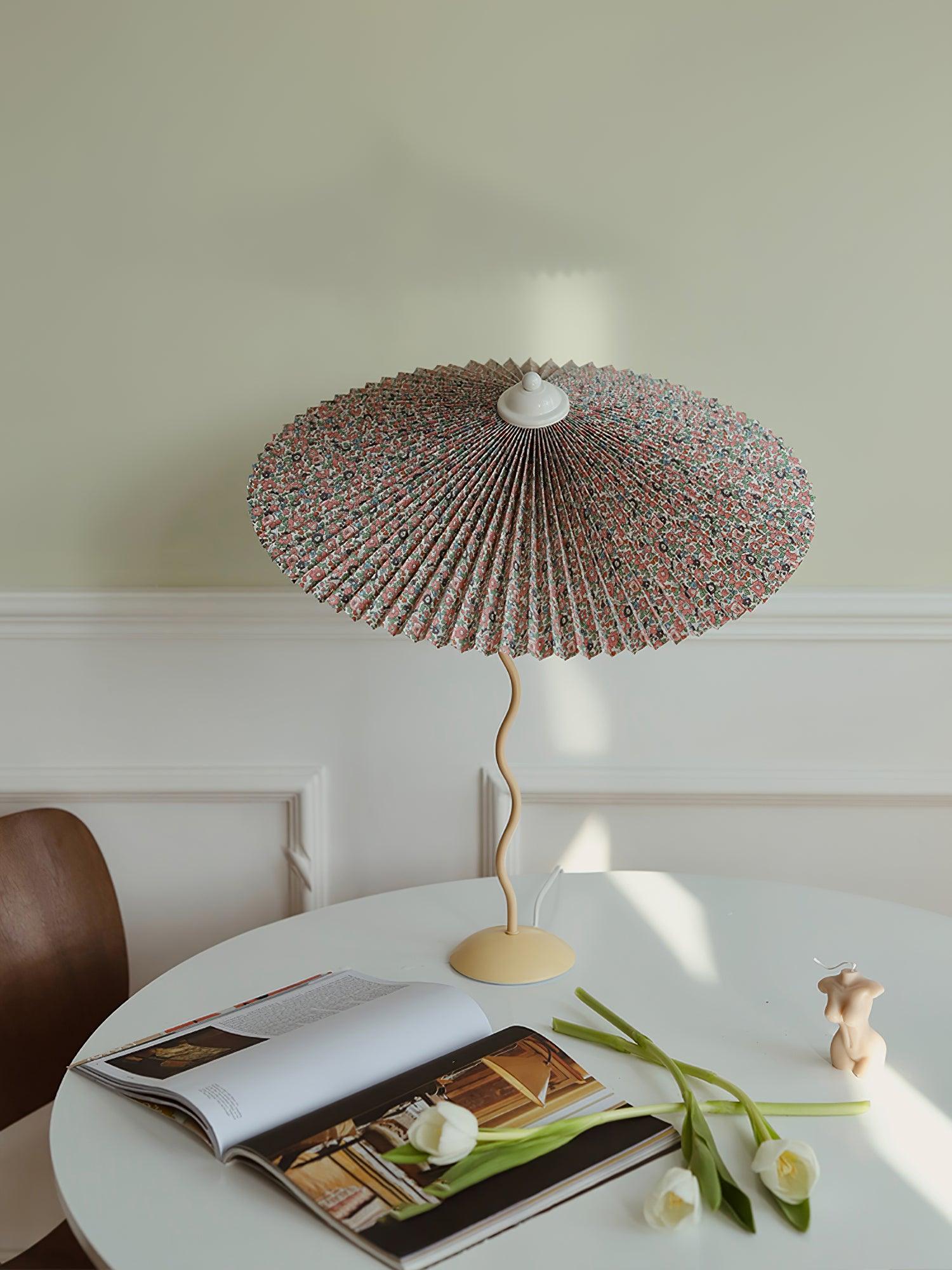 Krenis Fabric Artistic Table Lamp