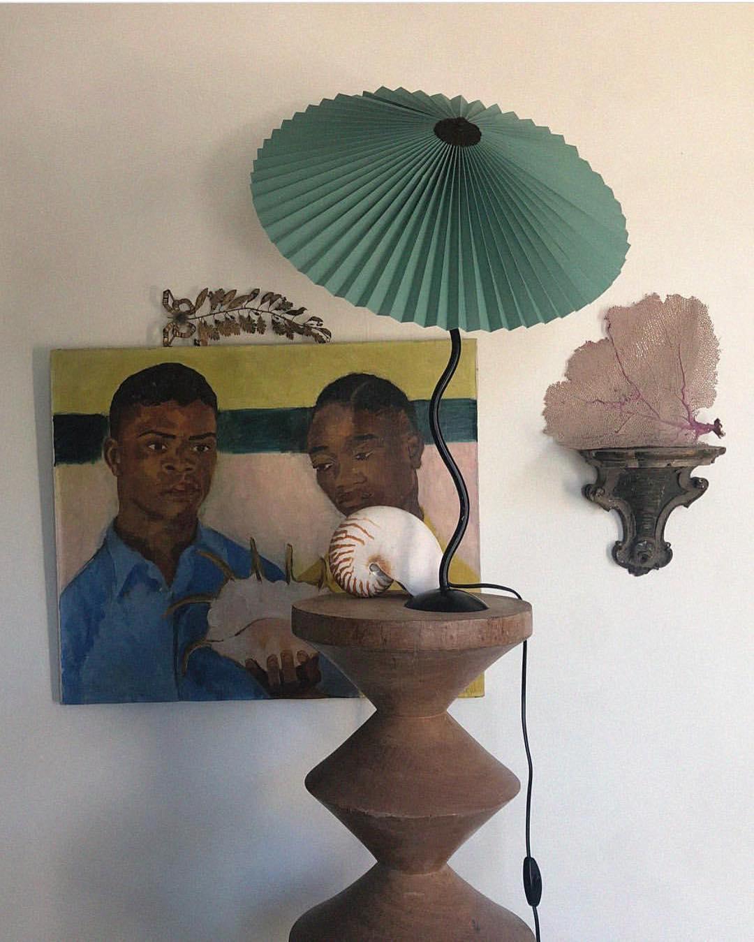 Krenis Fabric Artistic Table Lamp