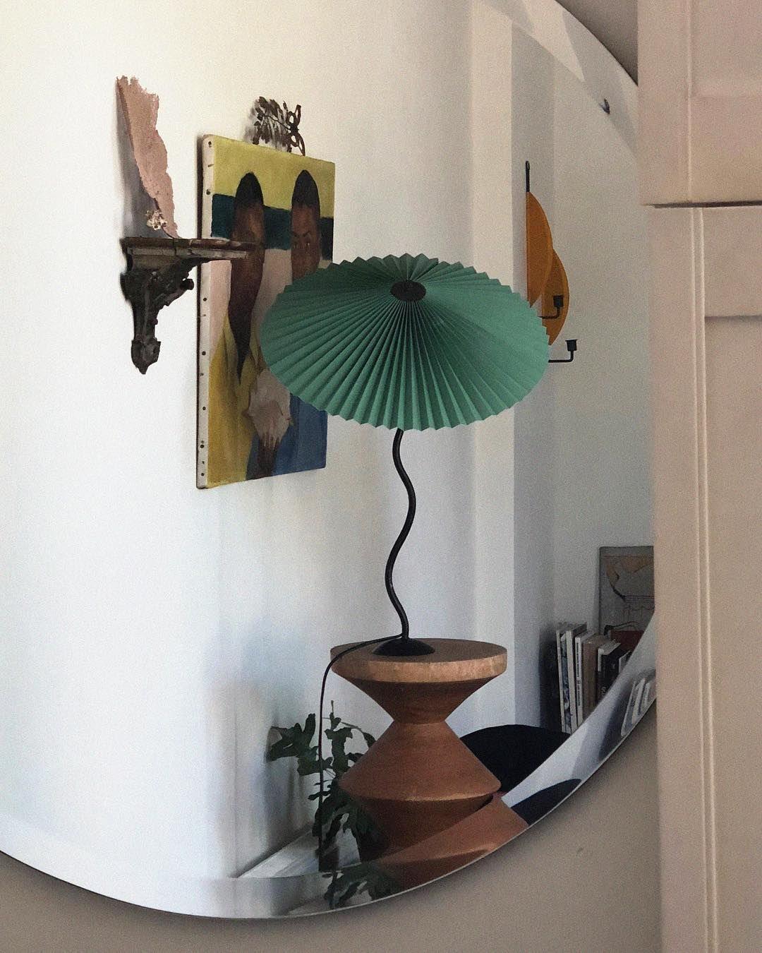 Krenis Fabric Artistic Table Lamp