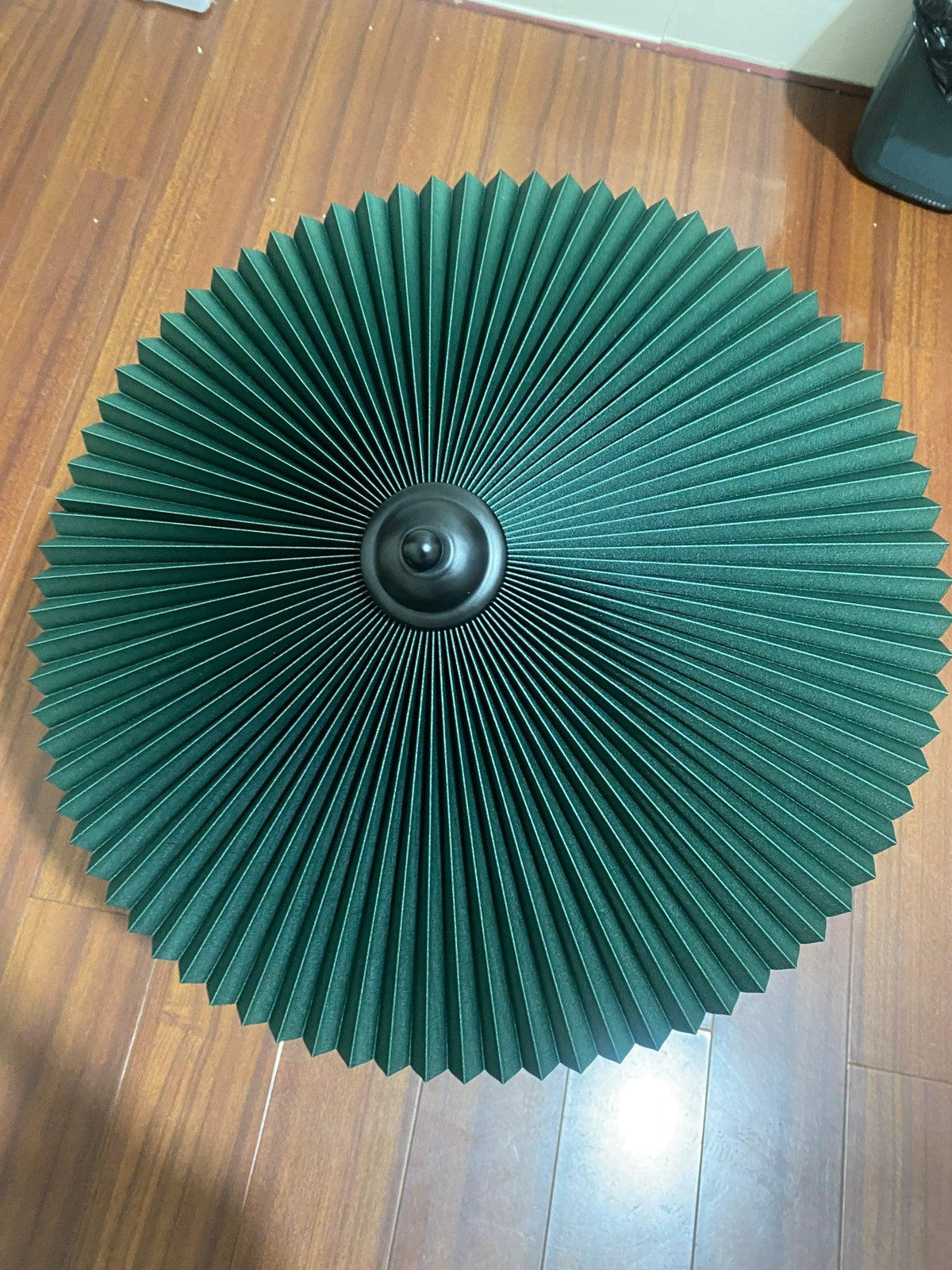 Krenis Fabric Artistic Table Lamp