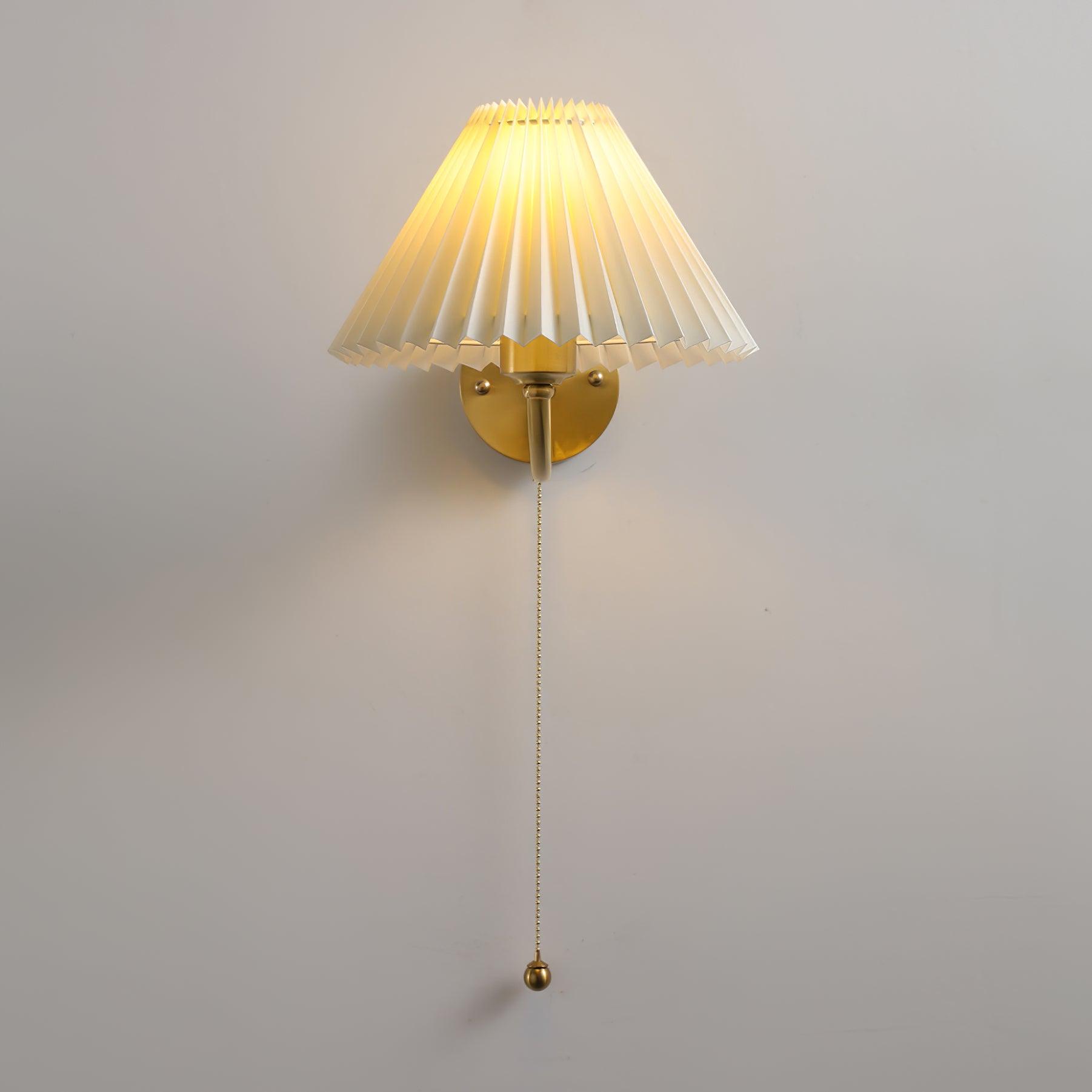 Dovrin Elegance Pleated Brass Fabric Wall Lamp