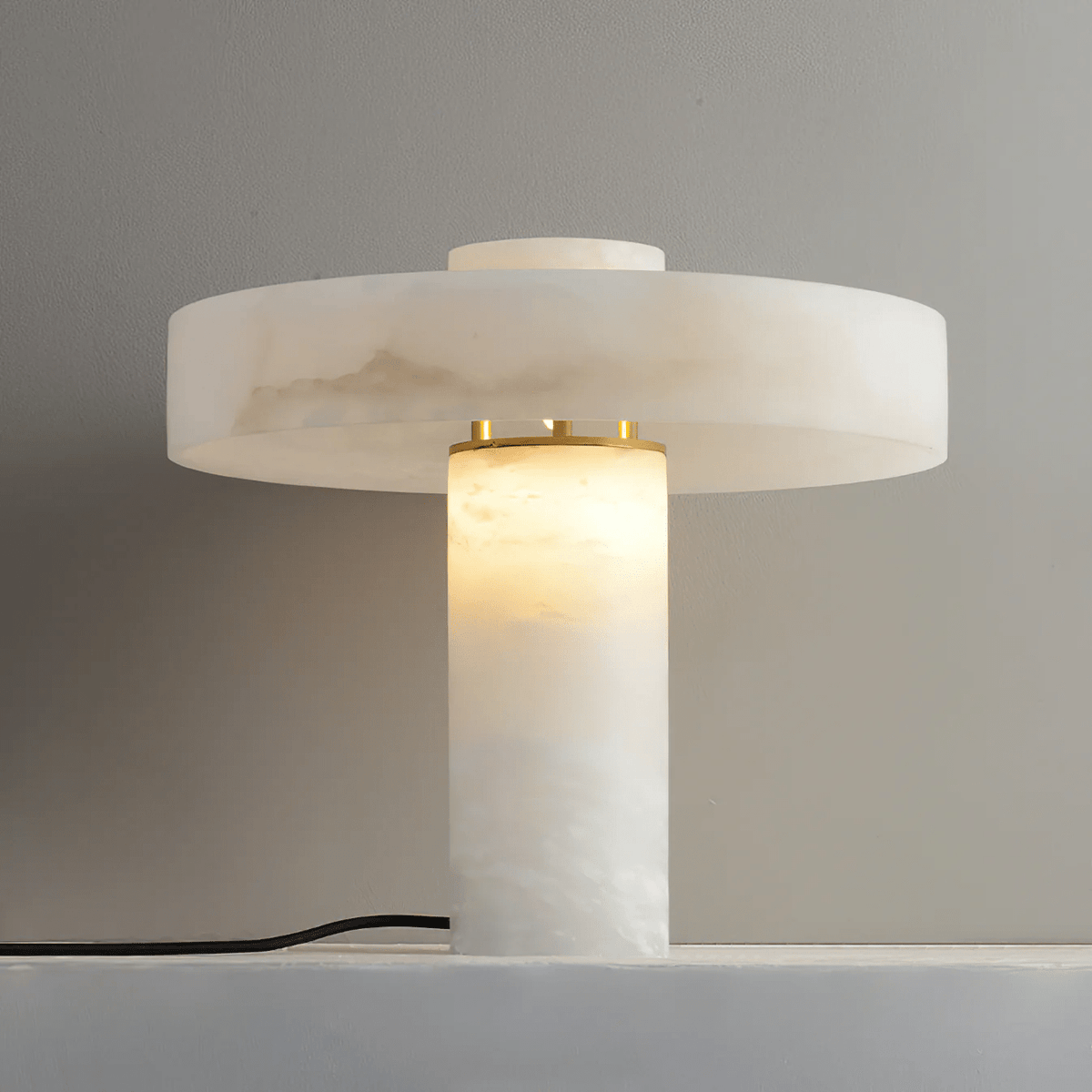 Eirenina Alabaster Table Lamp