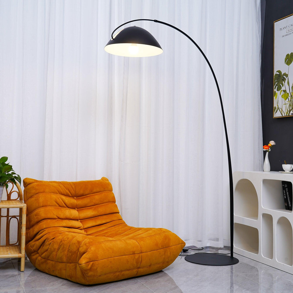 Patricia Modern Floor Lamp