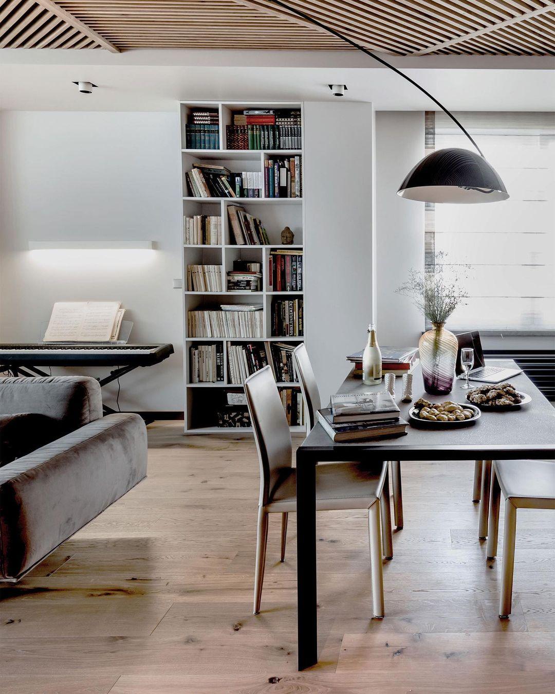 Patricia Modern Floor Lamp