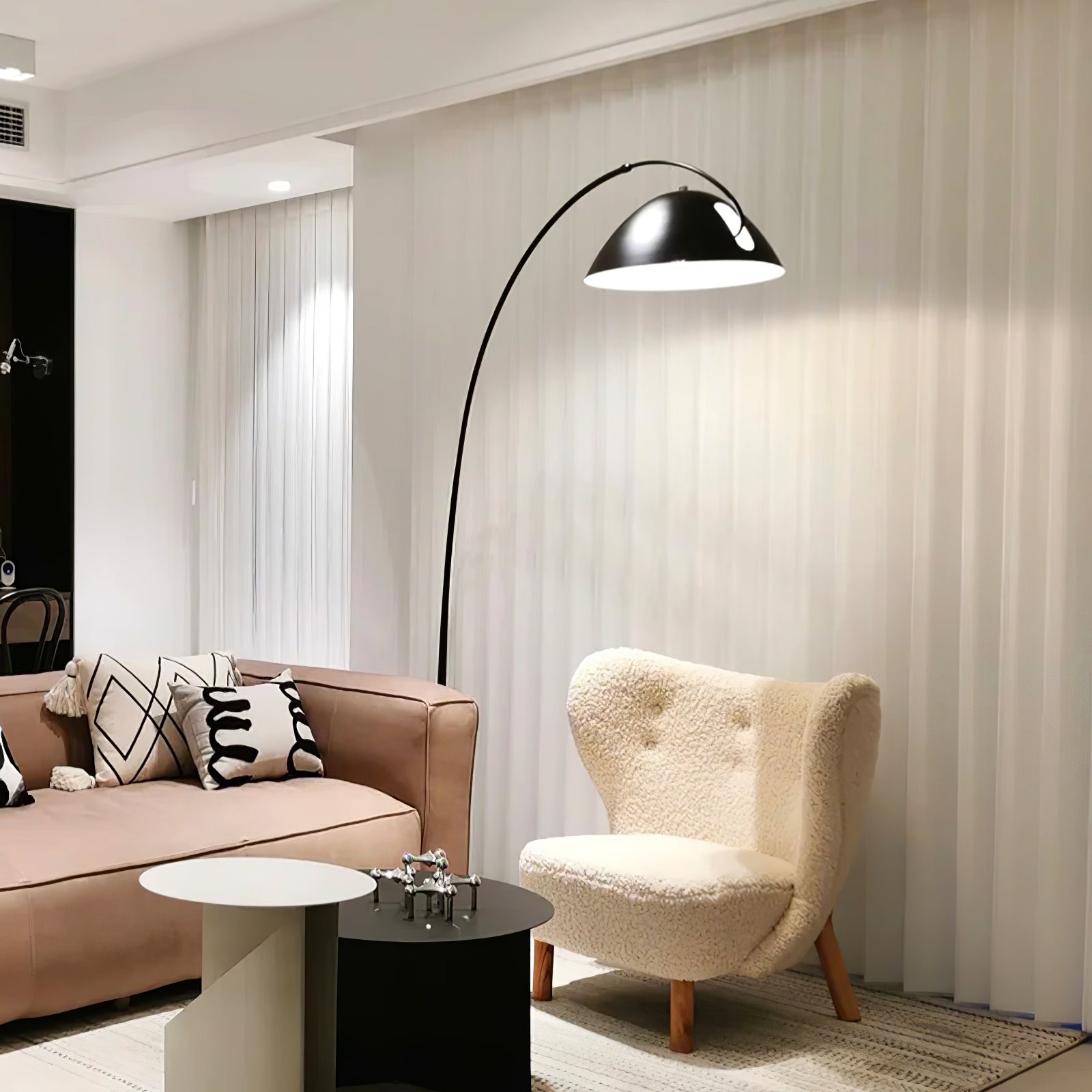Patricia Modern Floor Lamp