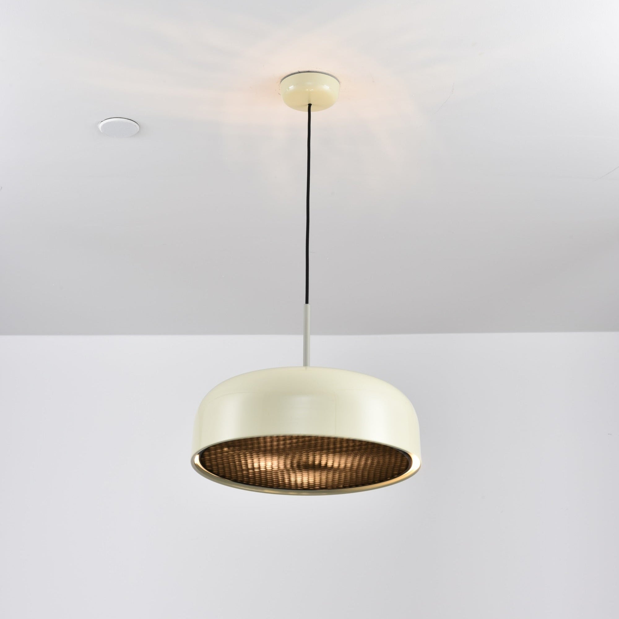 Wolvin Modern Minimalist Podgy Pendant Light