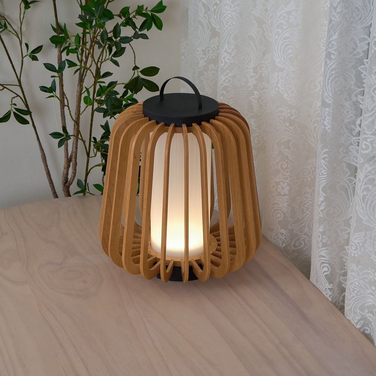 Slat Outdoor Table Light