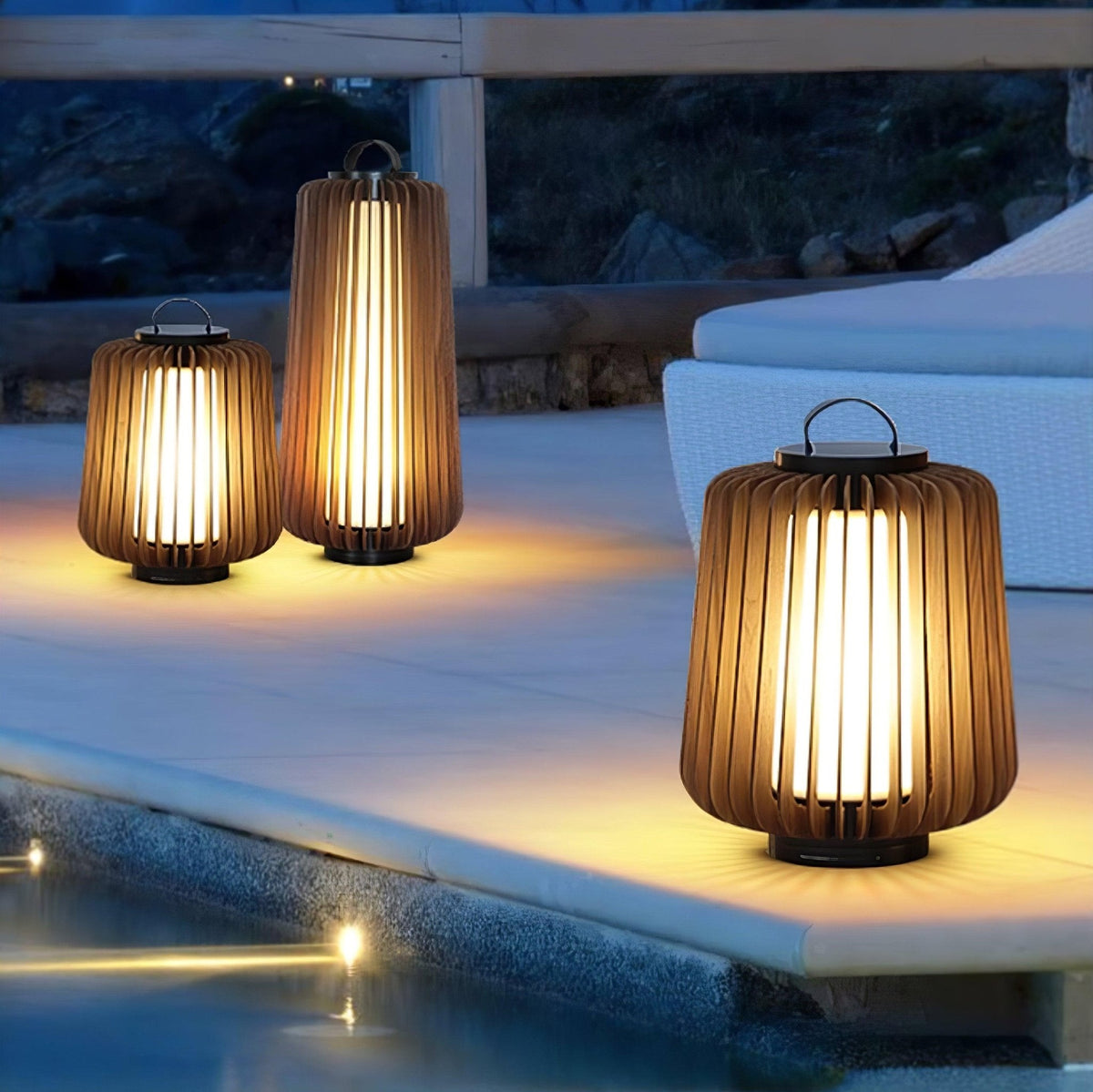Slat Outdoor Table Light