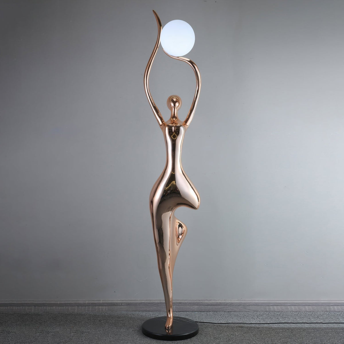 Emiryra Golden Sculptural Floor Lamp