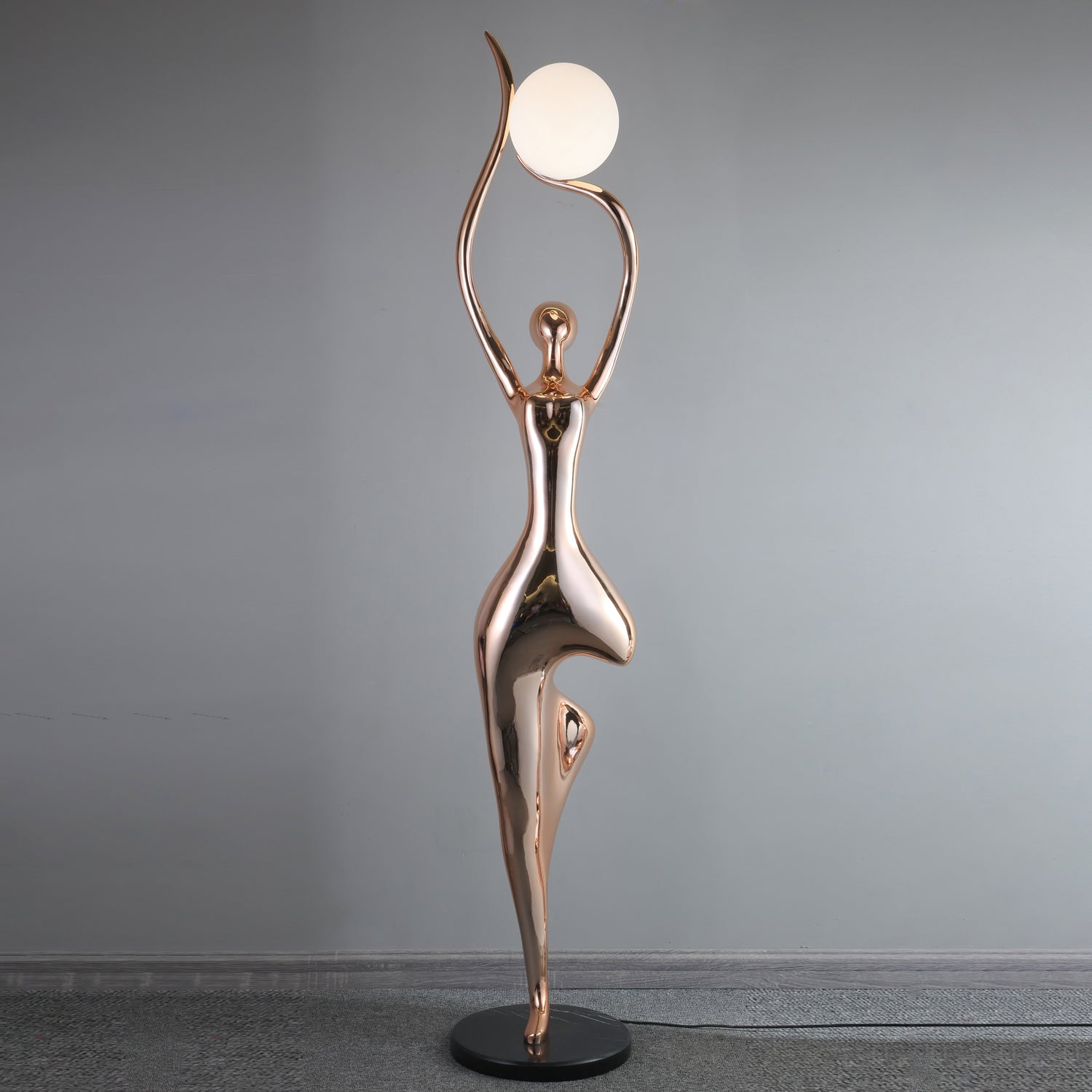 Emiryra Golden Sculptural Floor Lamp