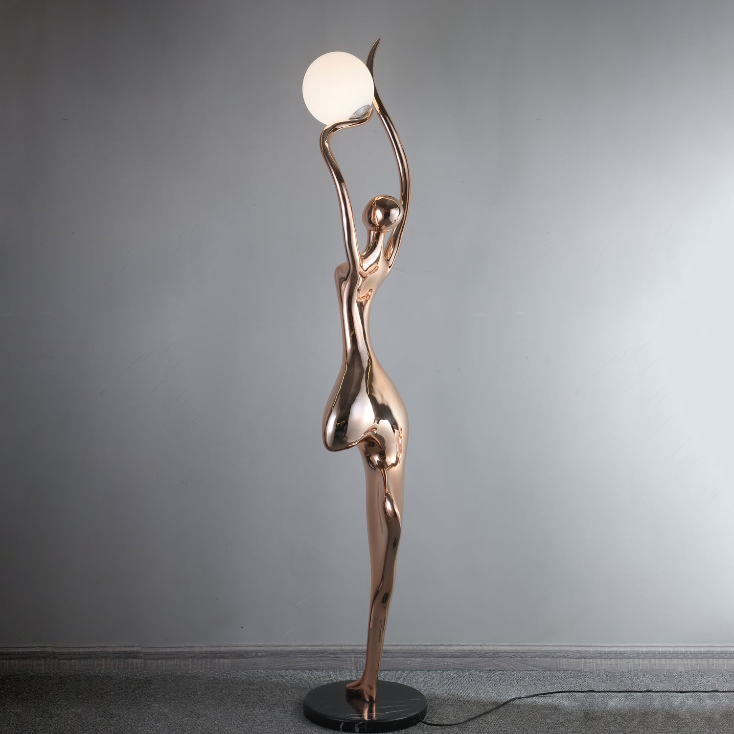 Emiryra Golden Sculptural Floor Lamp