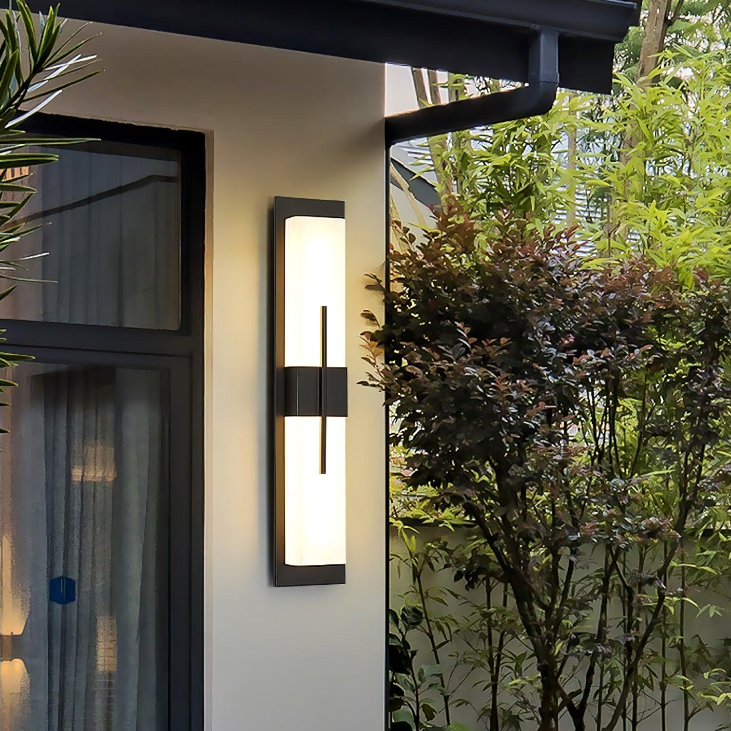 Elarvin Classic Unique Resin Outdoor Wall Light