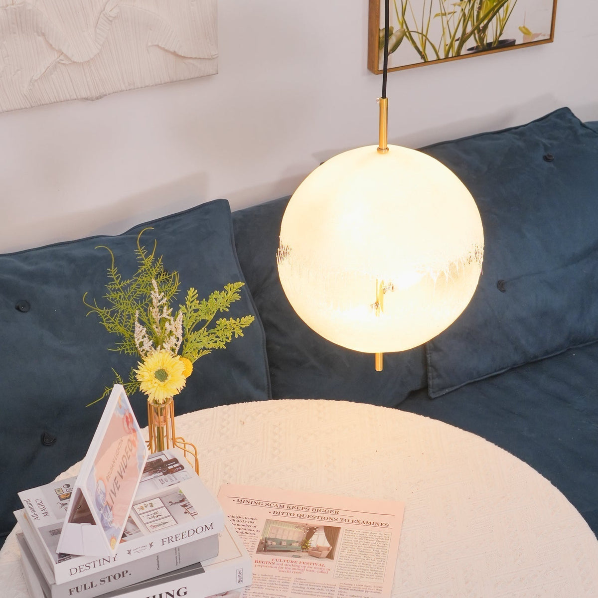 Sel Futuristic Pendant Lamp