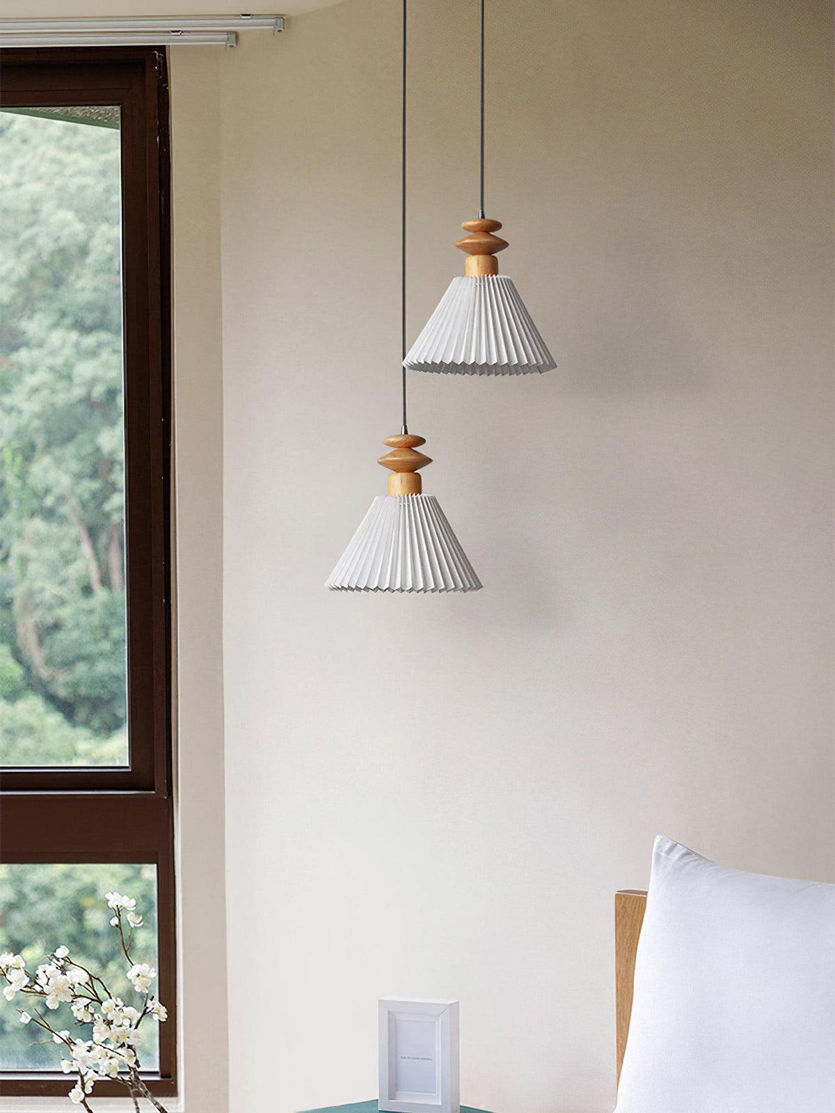 Aldanelia Wood Pendant Light
