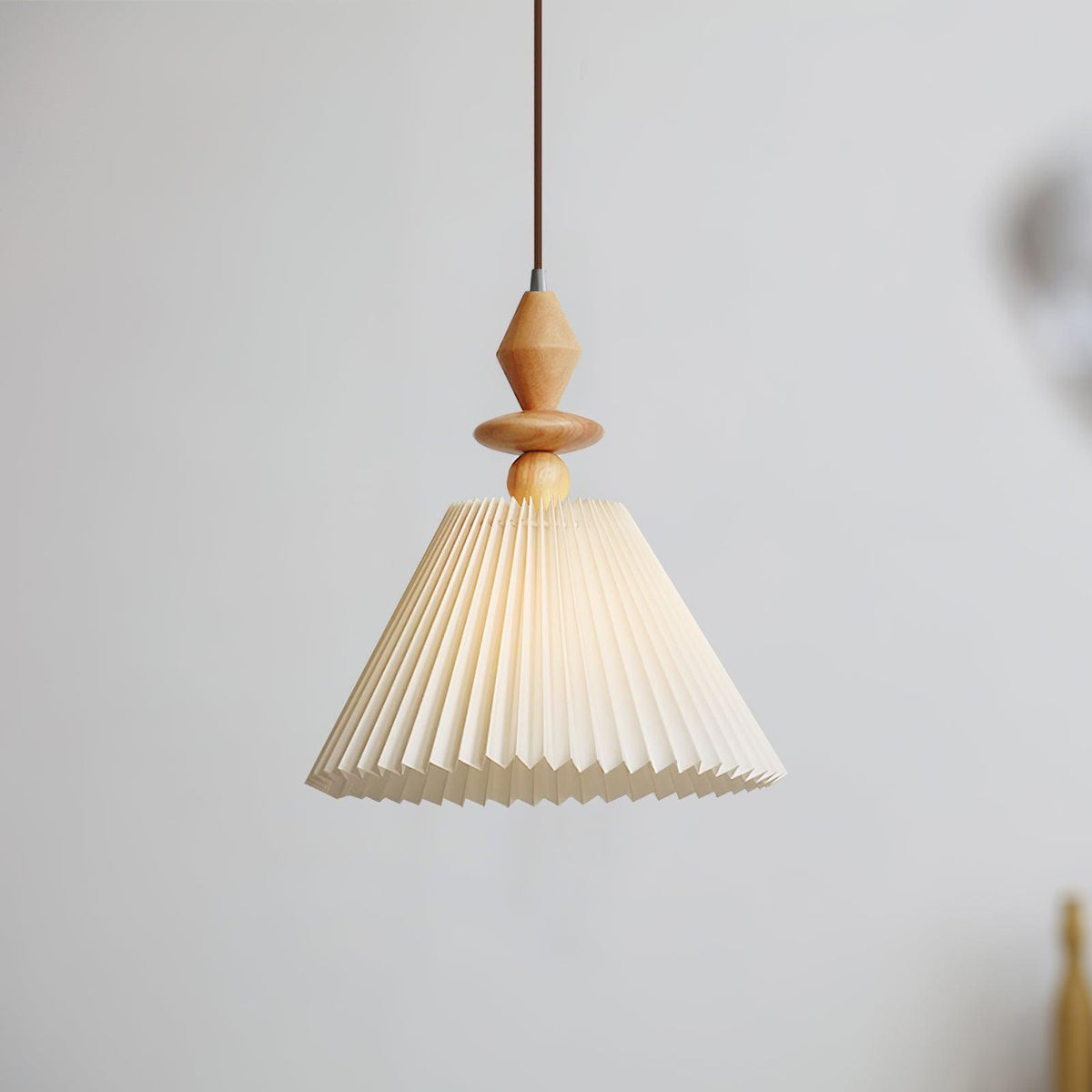 Aldanelia Wood Pendant Light